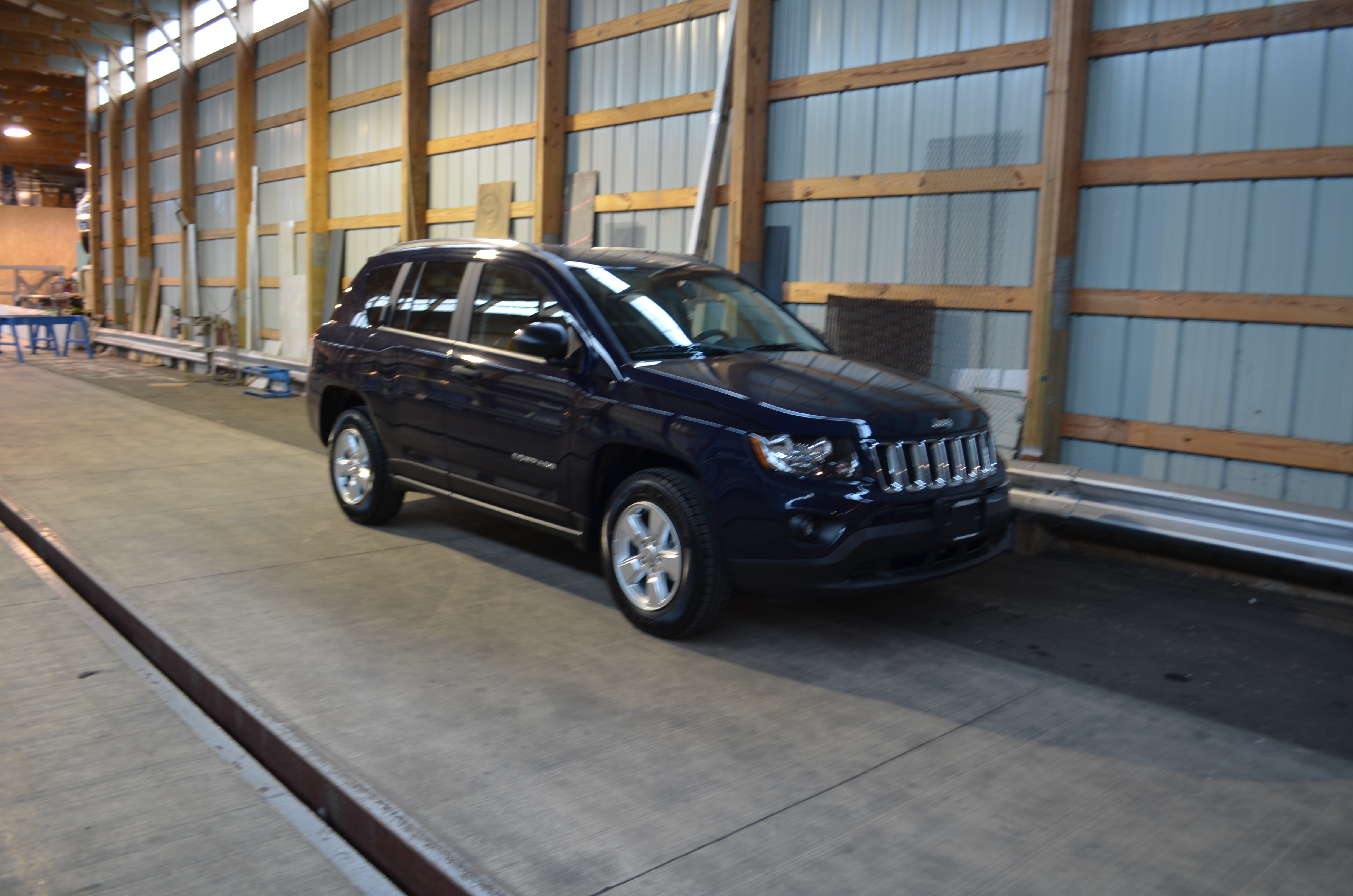 2014 JEEP COMPASS crash-test photo