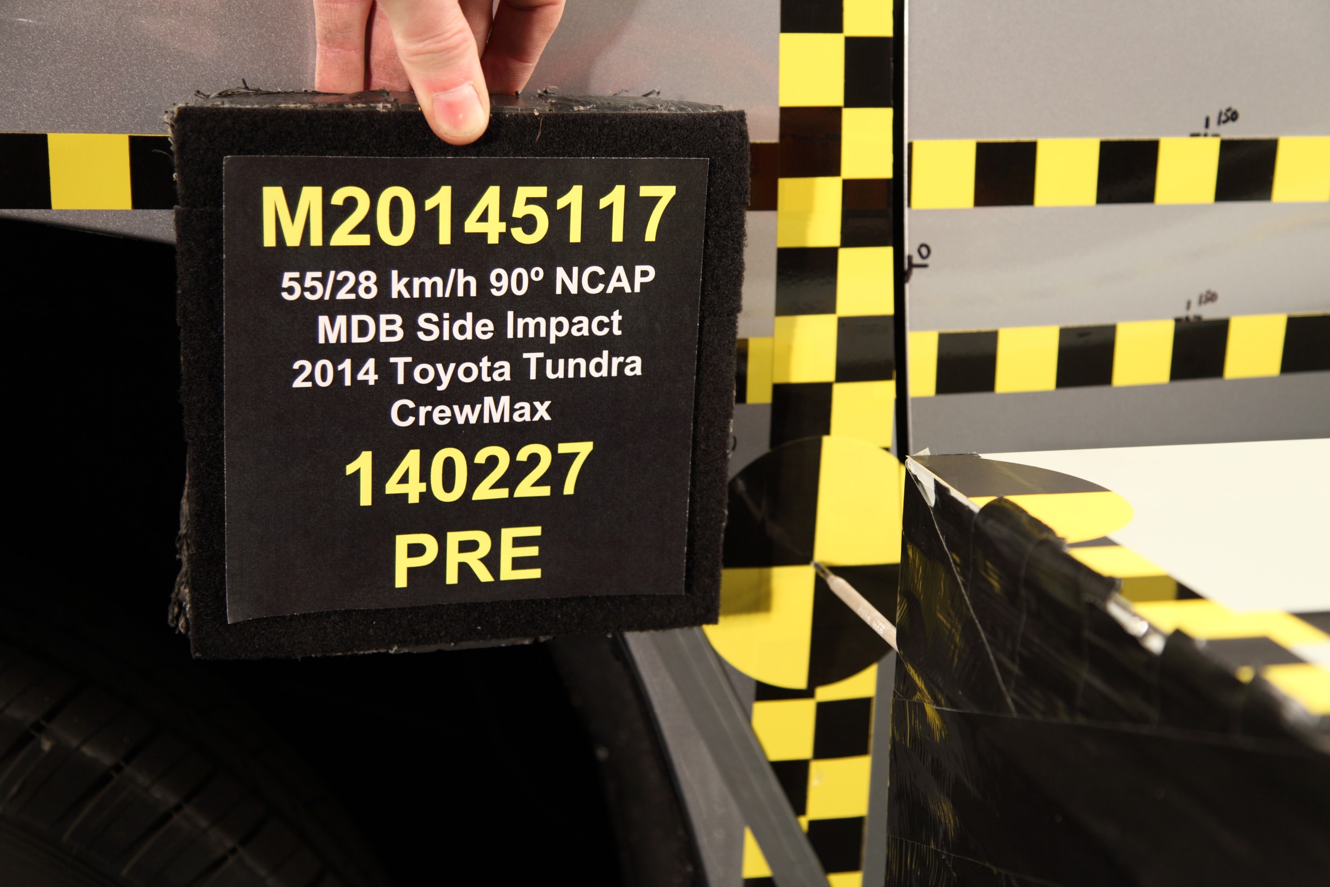 2014 TOYOTA TUNDRA crash image 20