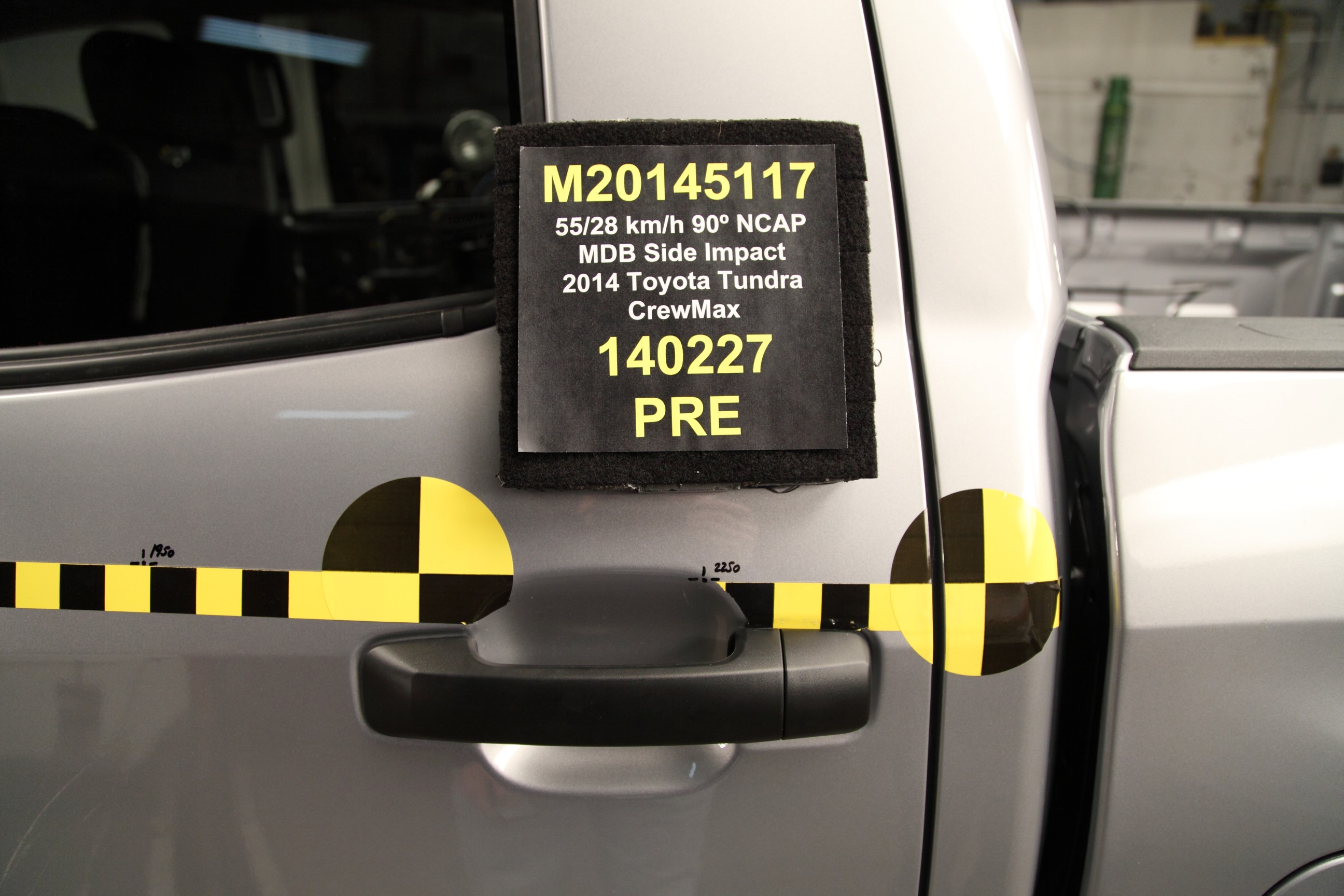 2014 TOYOTA TUNDRA crash image 24
