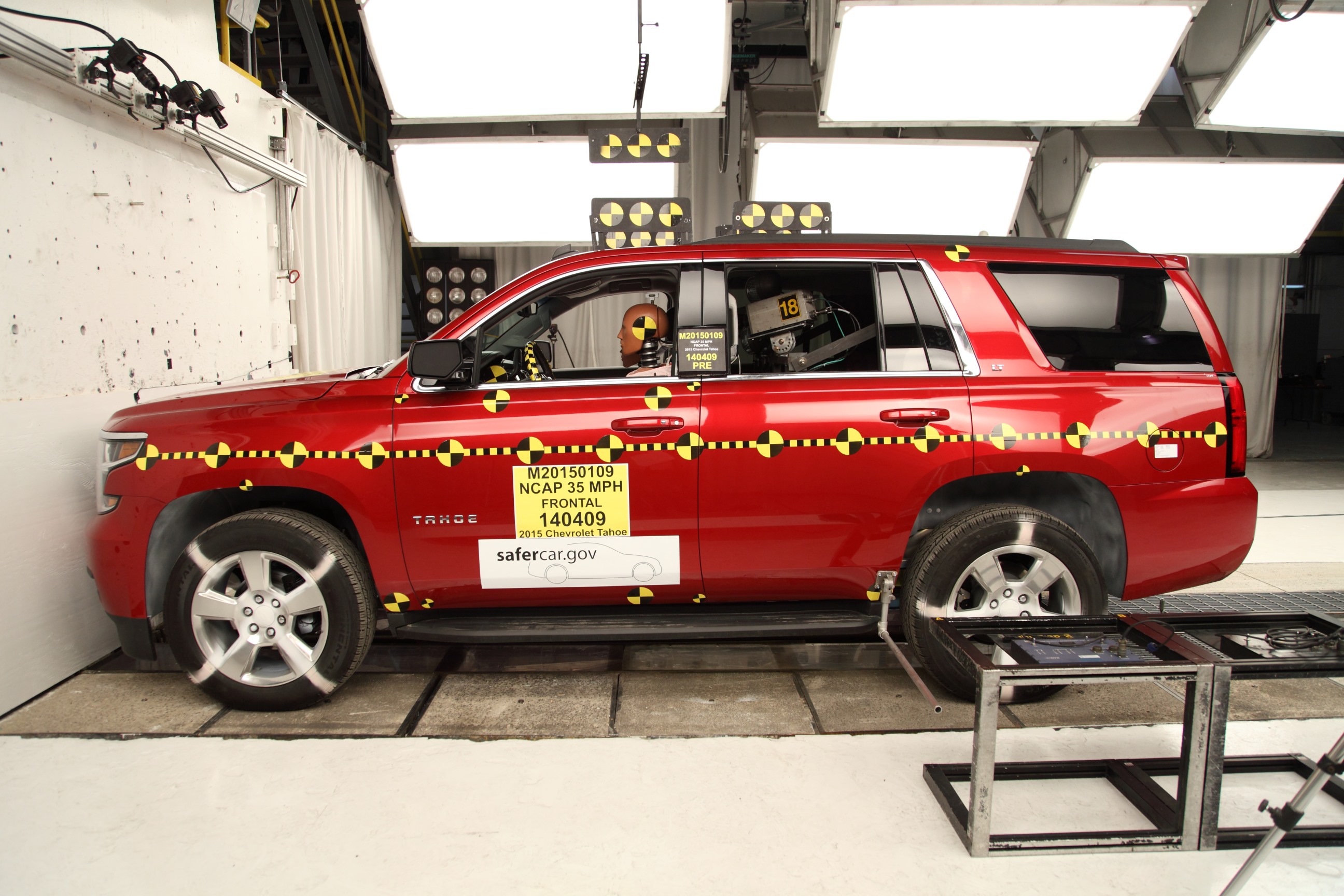 2015 CHEVROLET TAHOE crash image 10