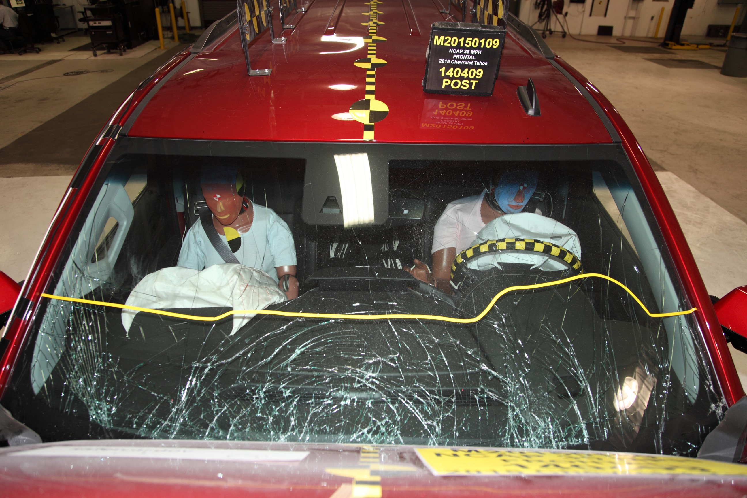 2015 CHEVROLET TAHOE crash image 18