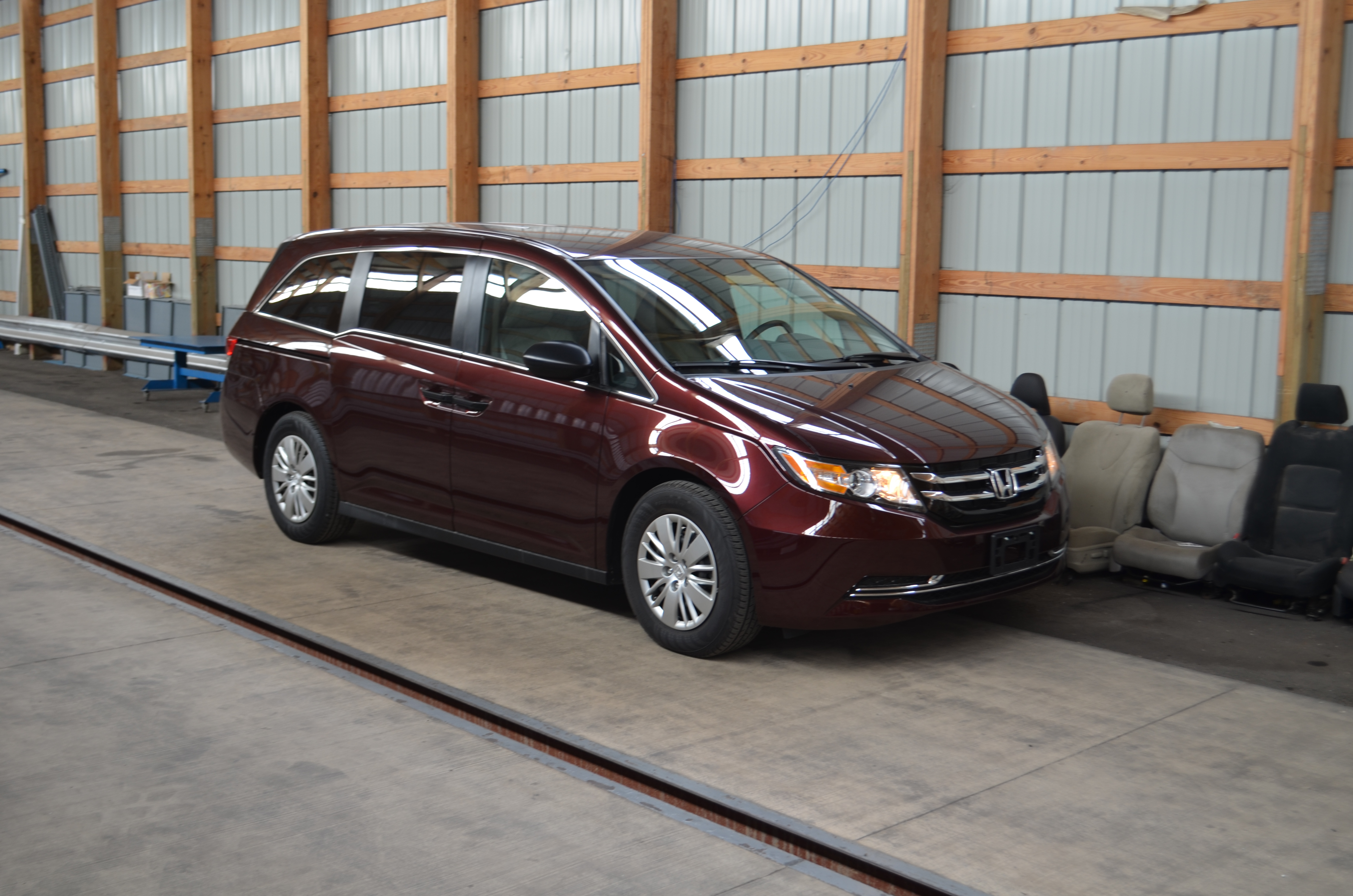 2014 HONDA ODYSSEY crash-test photo