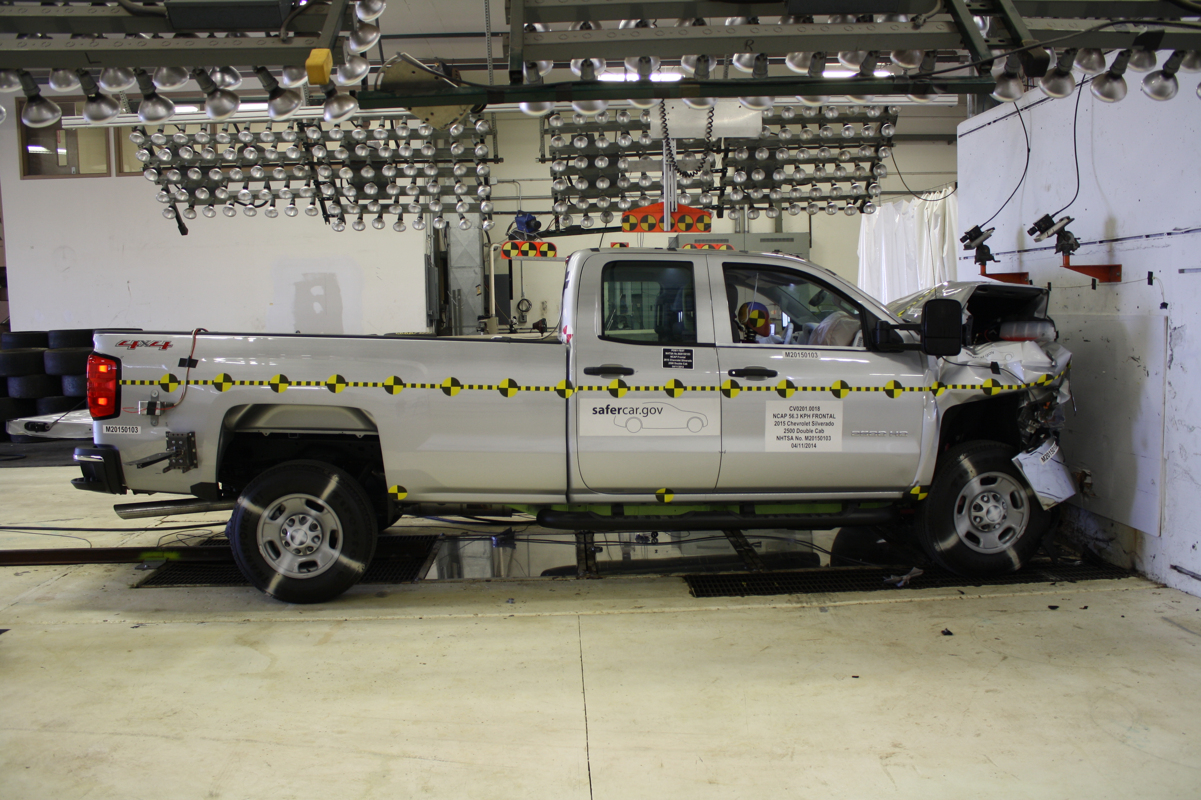 2015 CHEVROLET SILVERADO2500 crash image 12