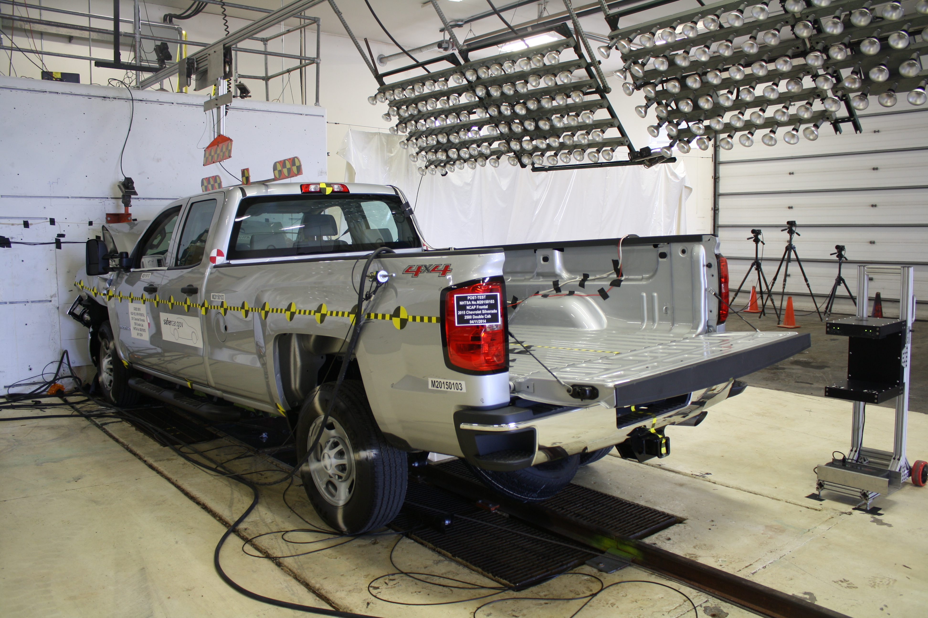 2015 CHEVROLET SILVERADO2500 crash image 16