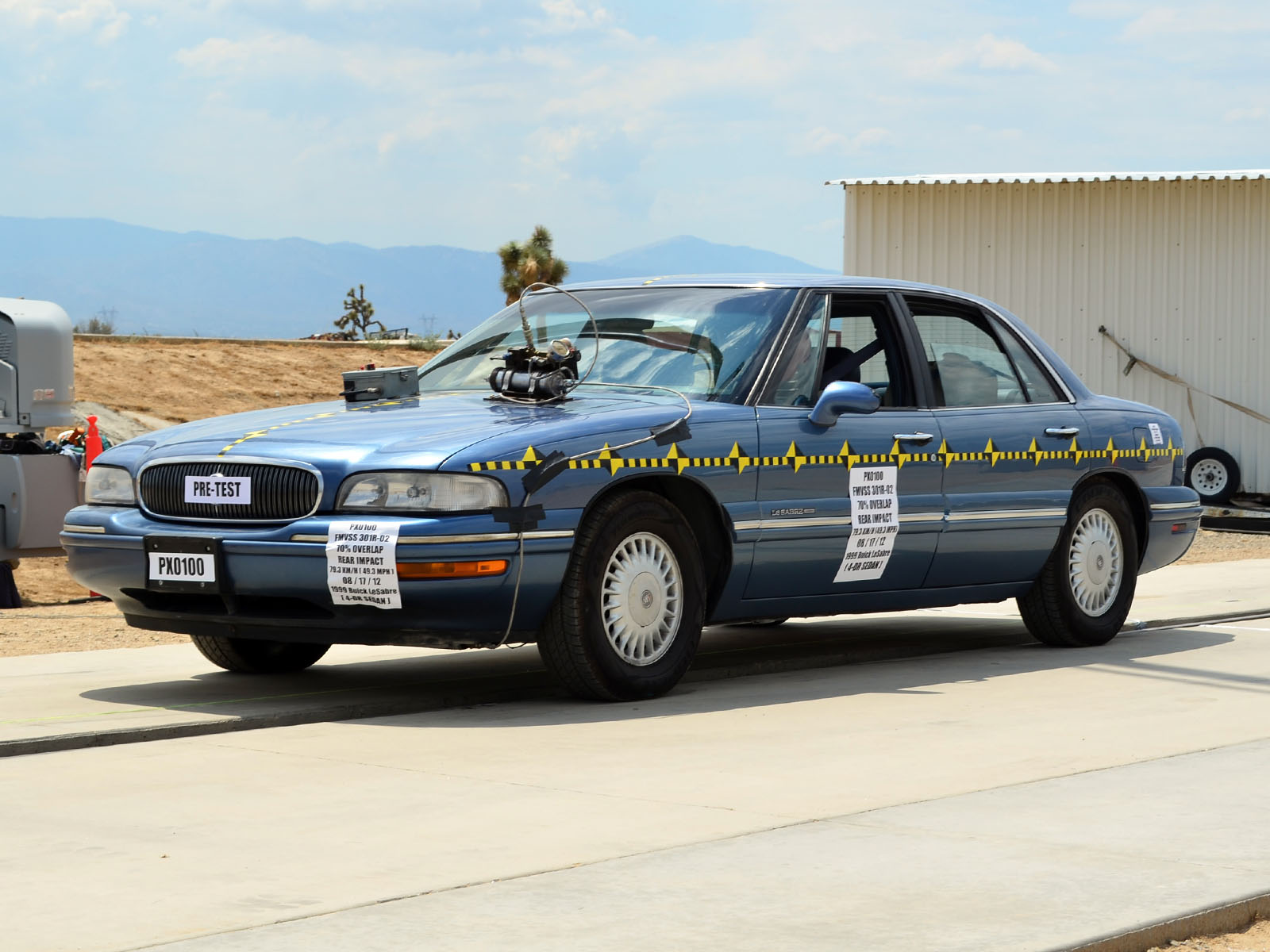 1999 BUICK LESABRE crash-test photo