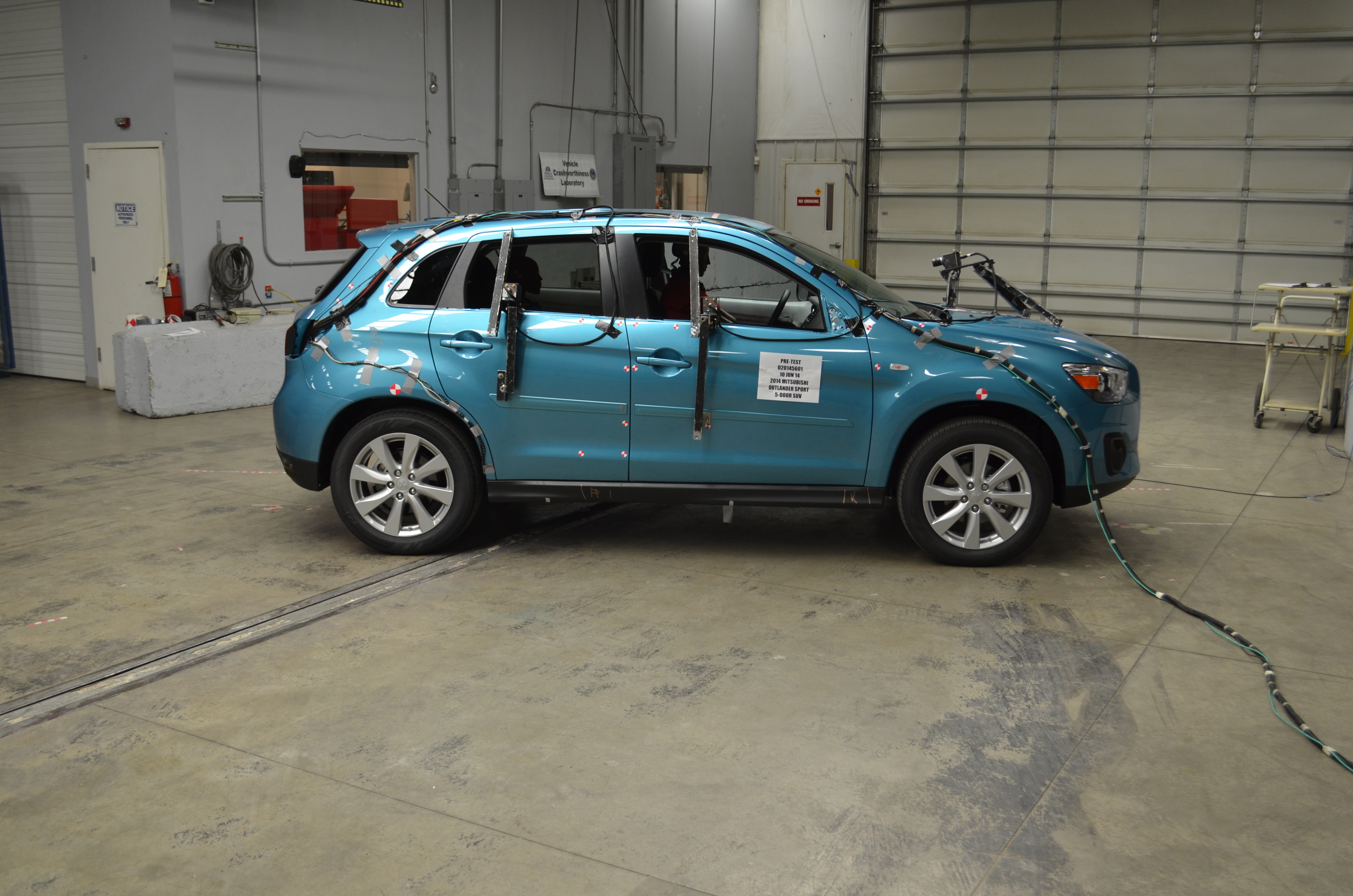 2014 MITSUBISHI OUTLANDER SPORT crash image 14