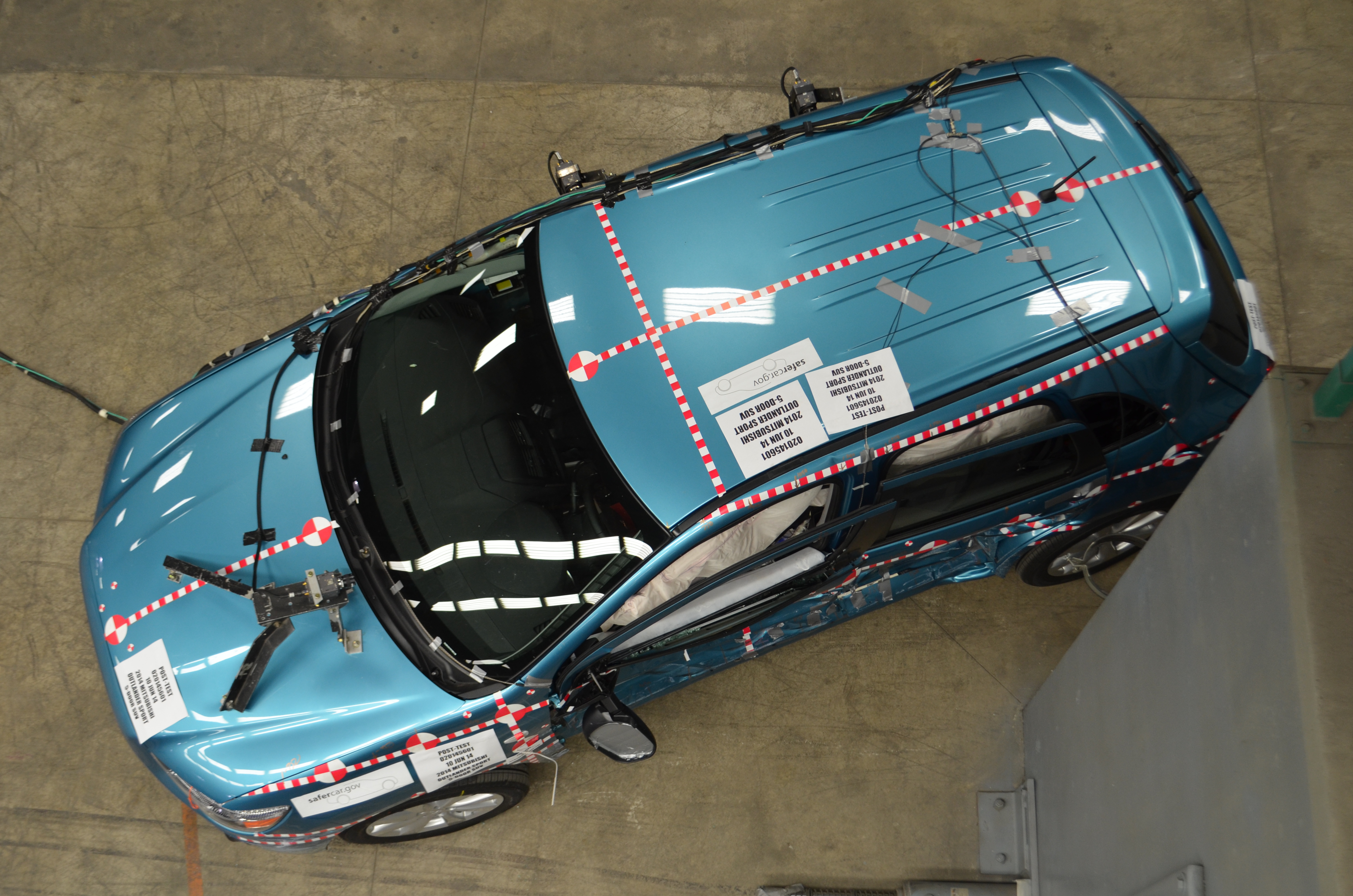 2014 MITSUBISHI OUTLANDER SPORT crash image 17