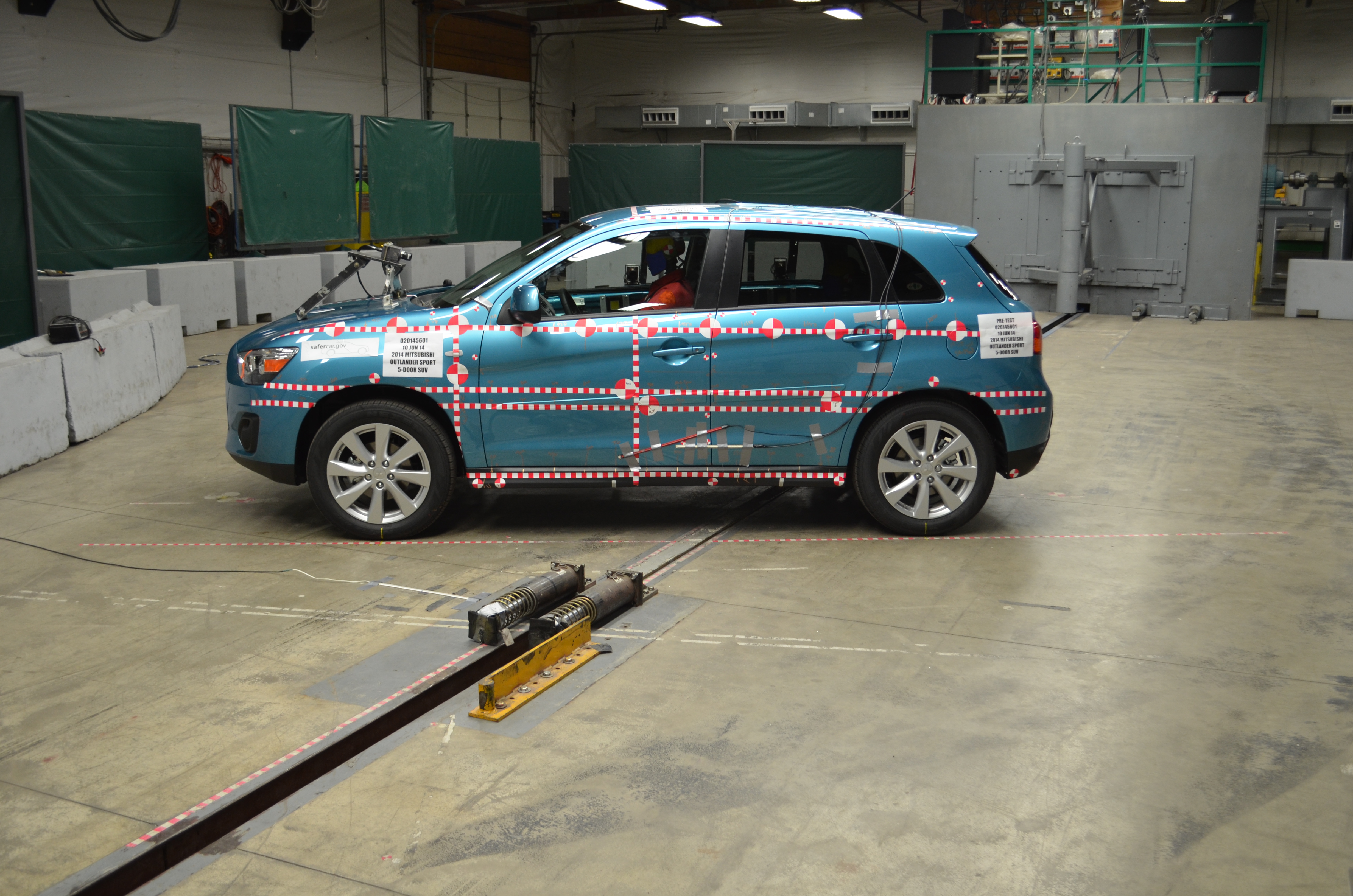 2014 MITSUBISHI OUTLANDER SPORT crash image 8