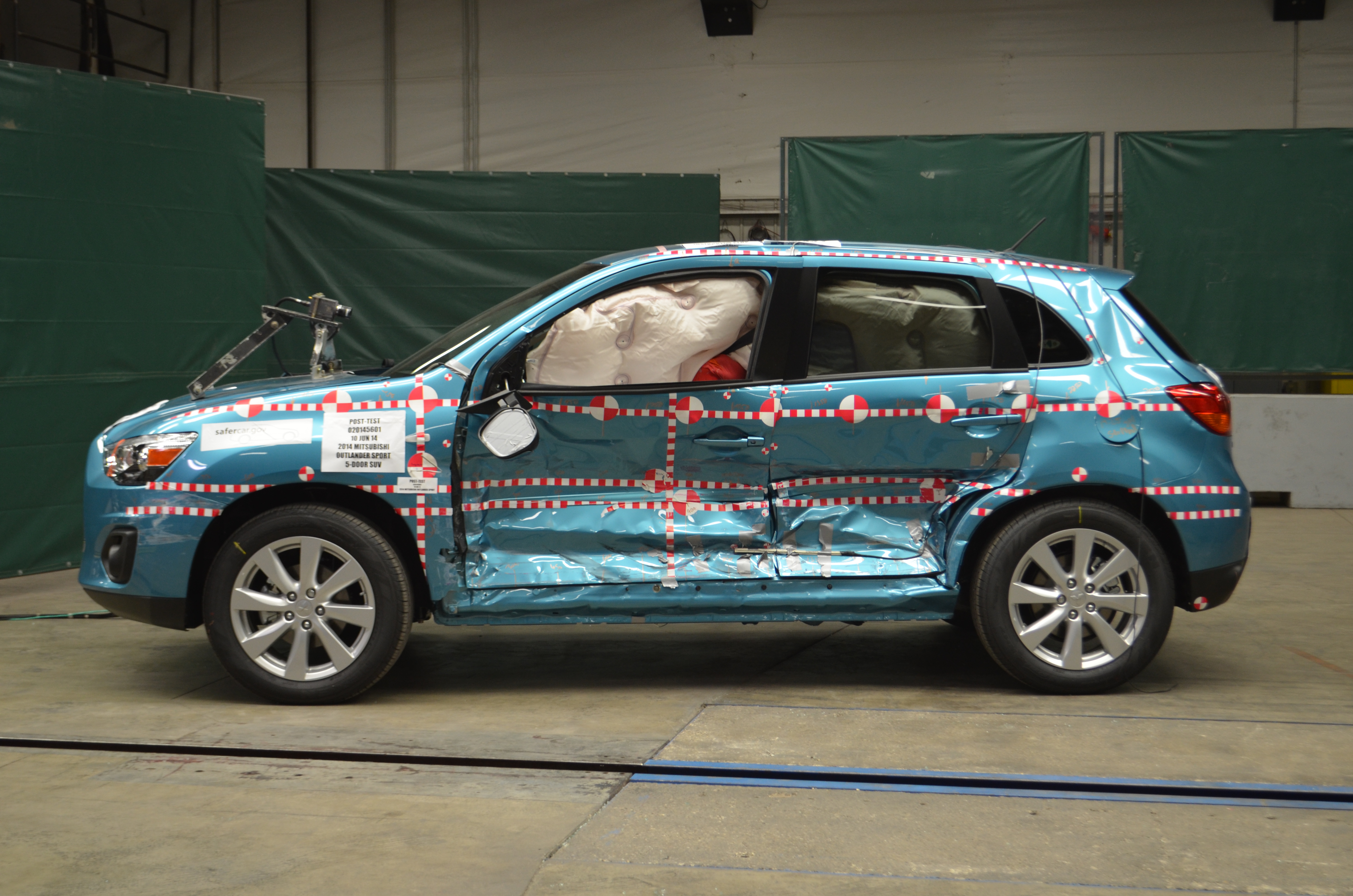 2014 MITSUBISHI OUTLANDER SPORT crash image 9