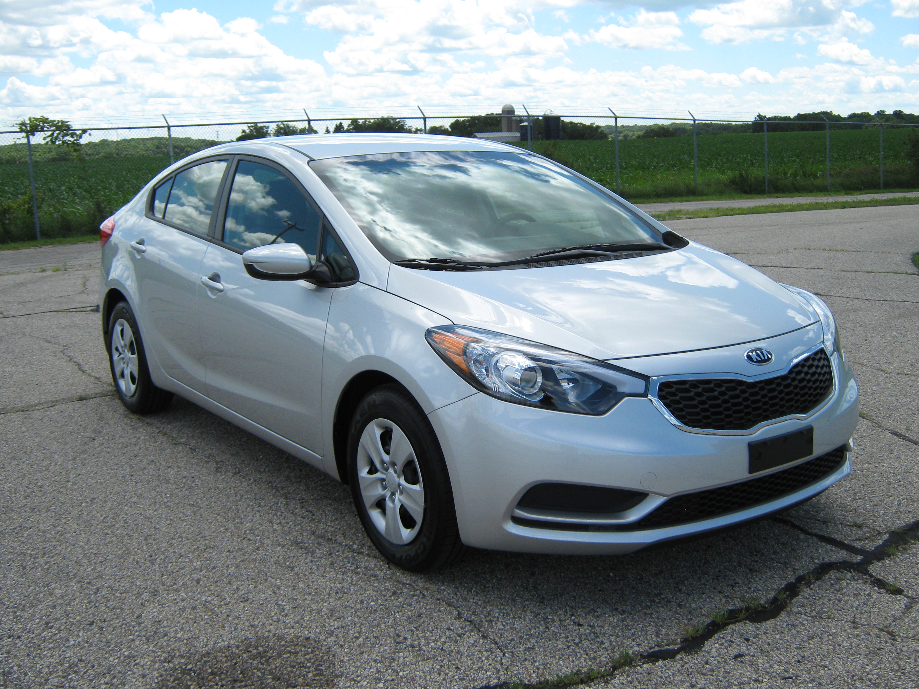 2015 KIA FORTE crash-test photo