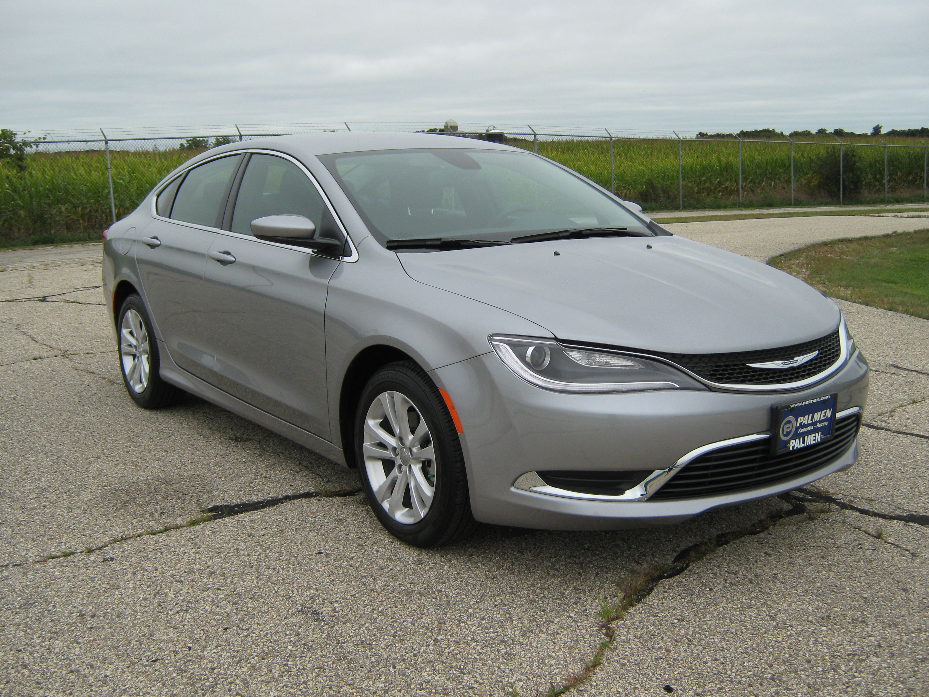 2015 CHRYSLER 200 crash-test photo