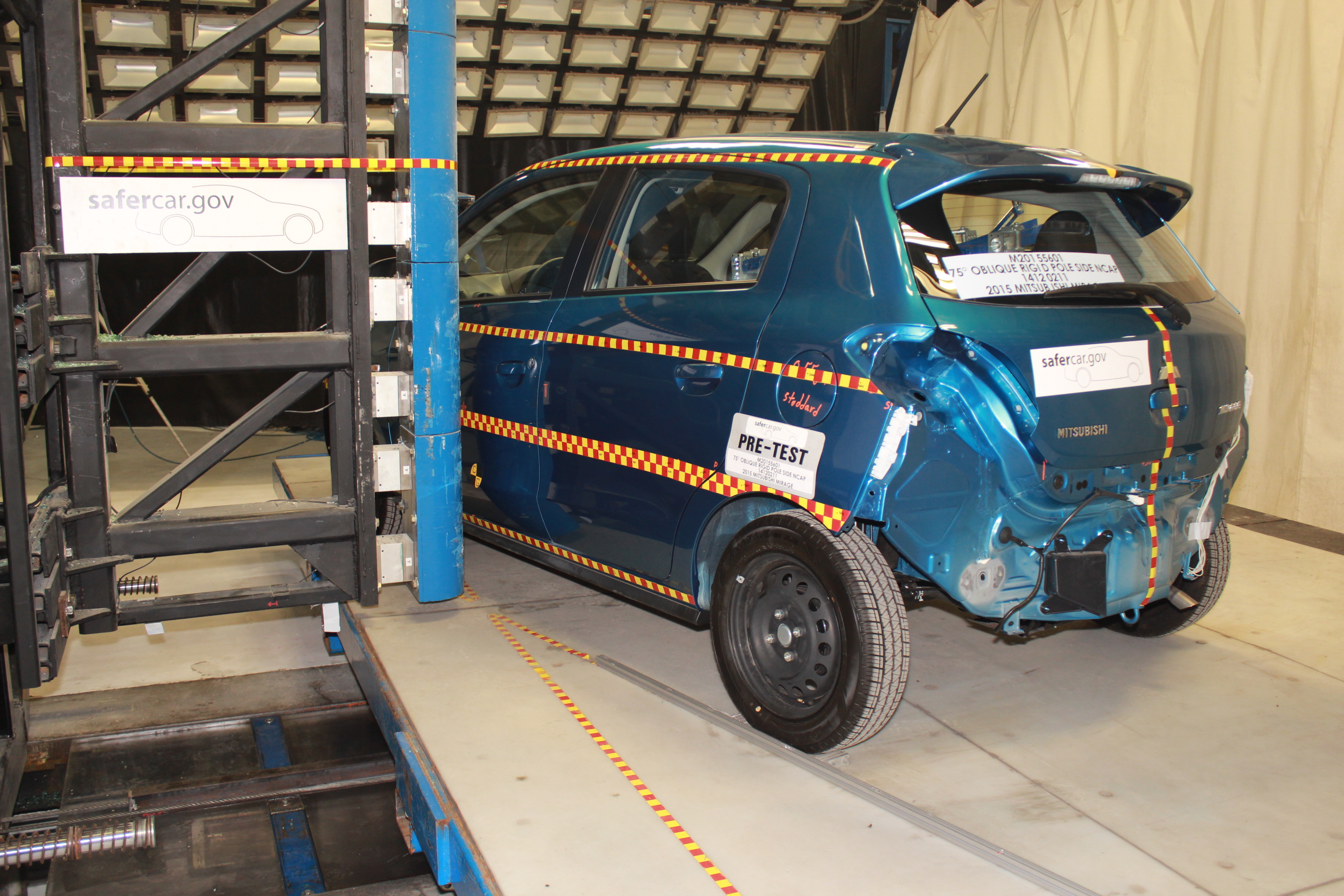 2015 MITSUBISHI MIRAGE crash image 18