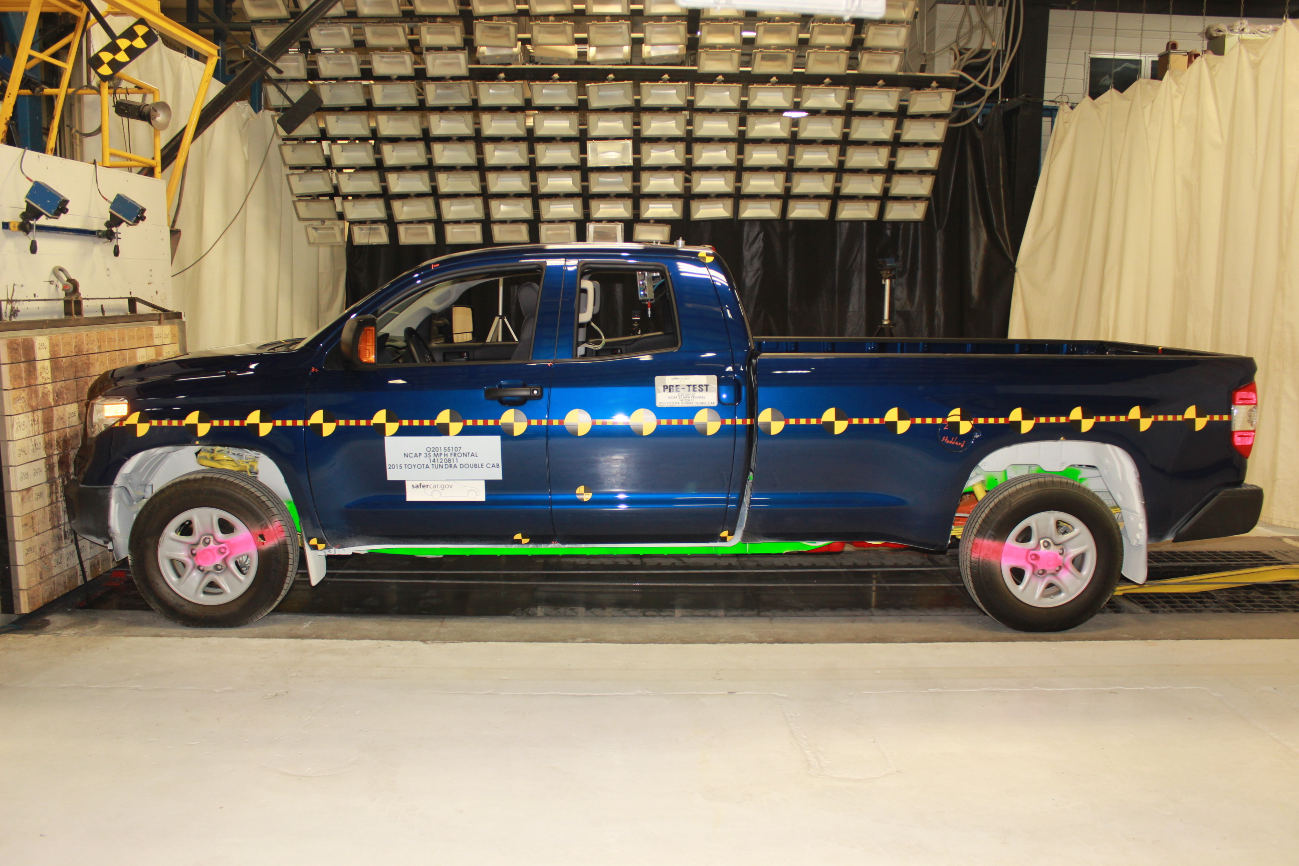 2015 TOYOTA TUNDRA crash image 10