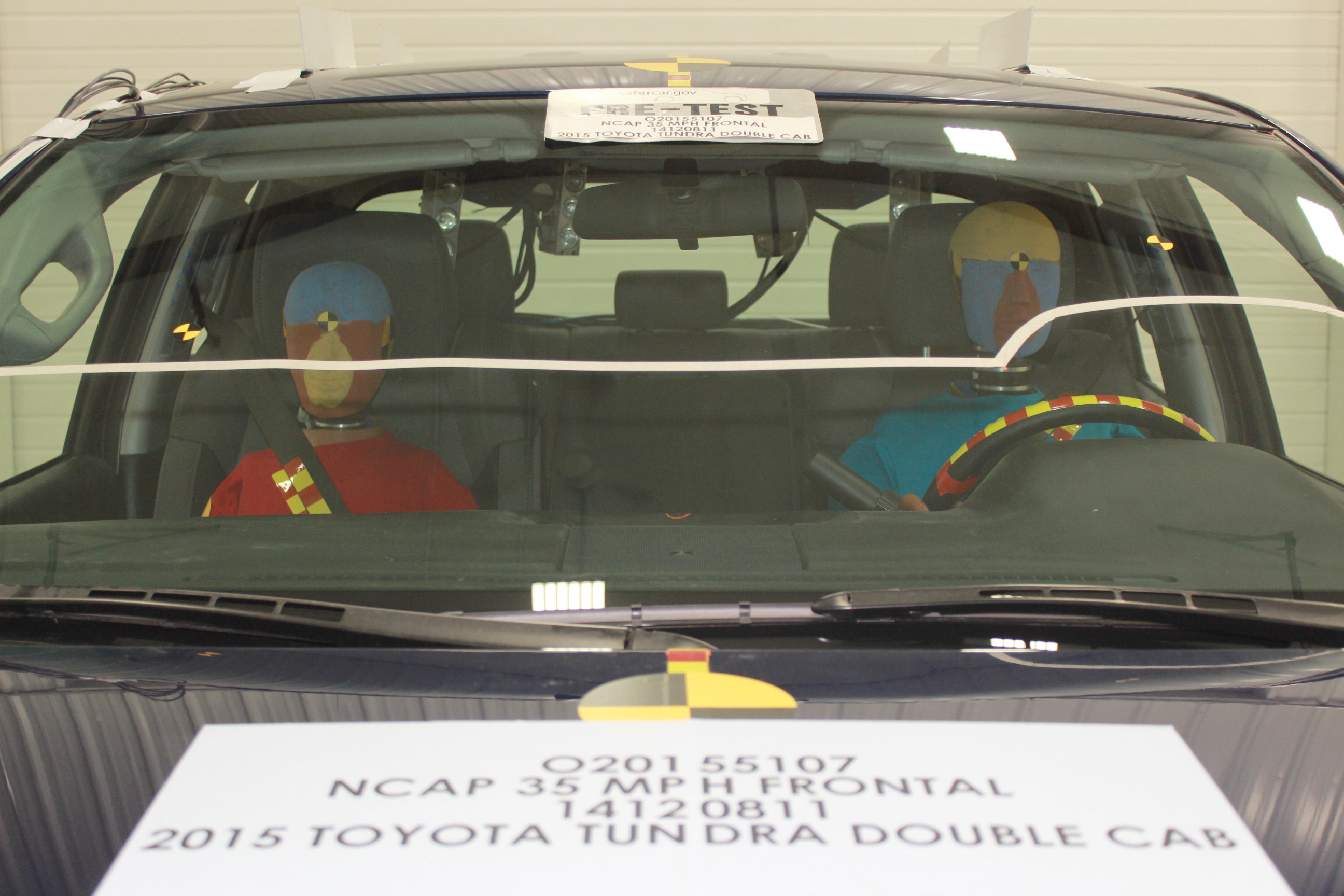 2015 TOYOTA TUNDRA crash image 18