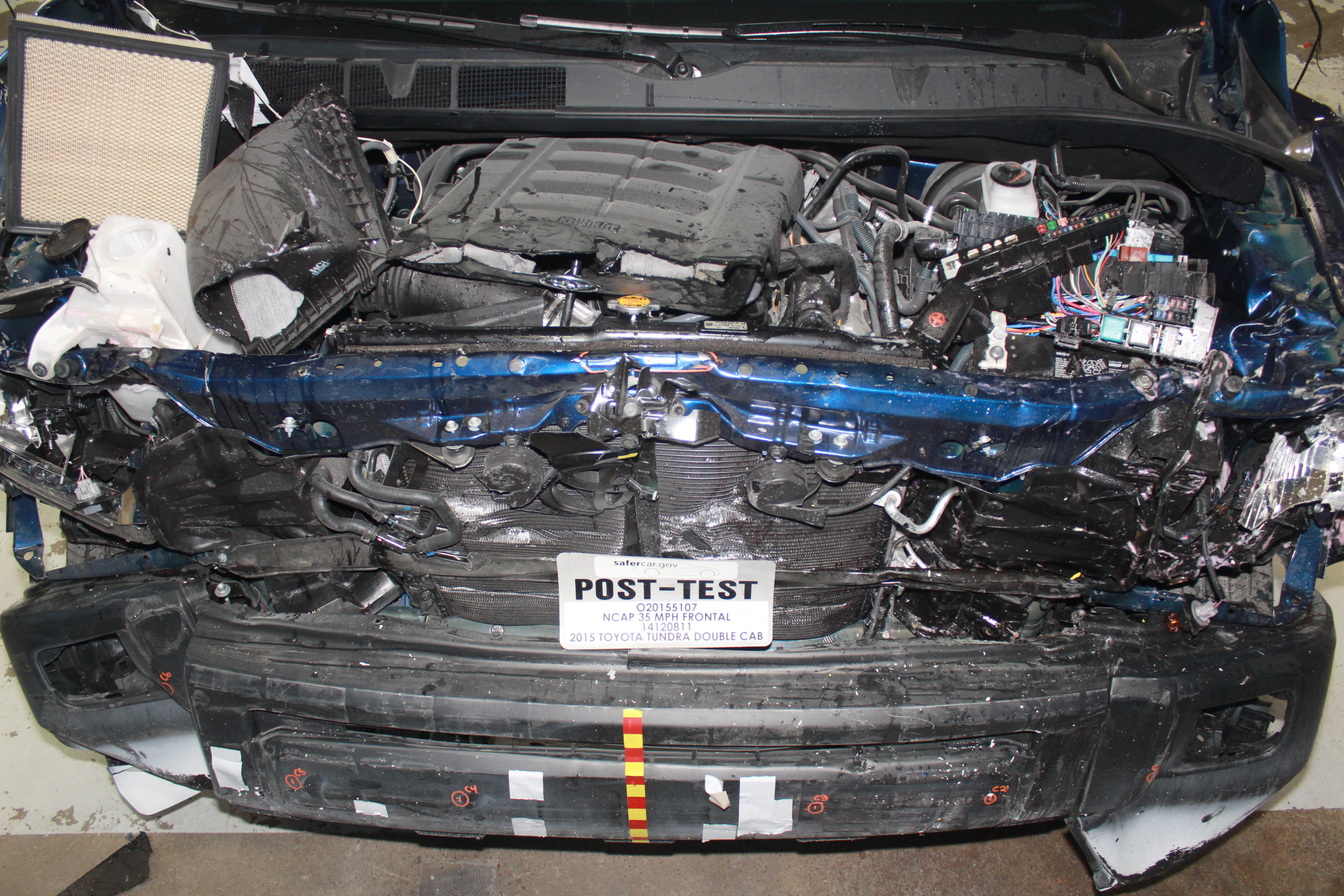 2015 TOYOTA TUNDRA crash image 21