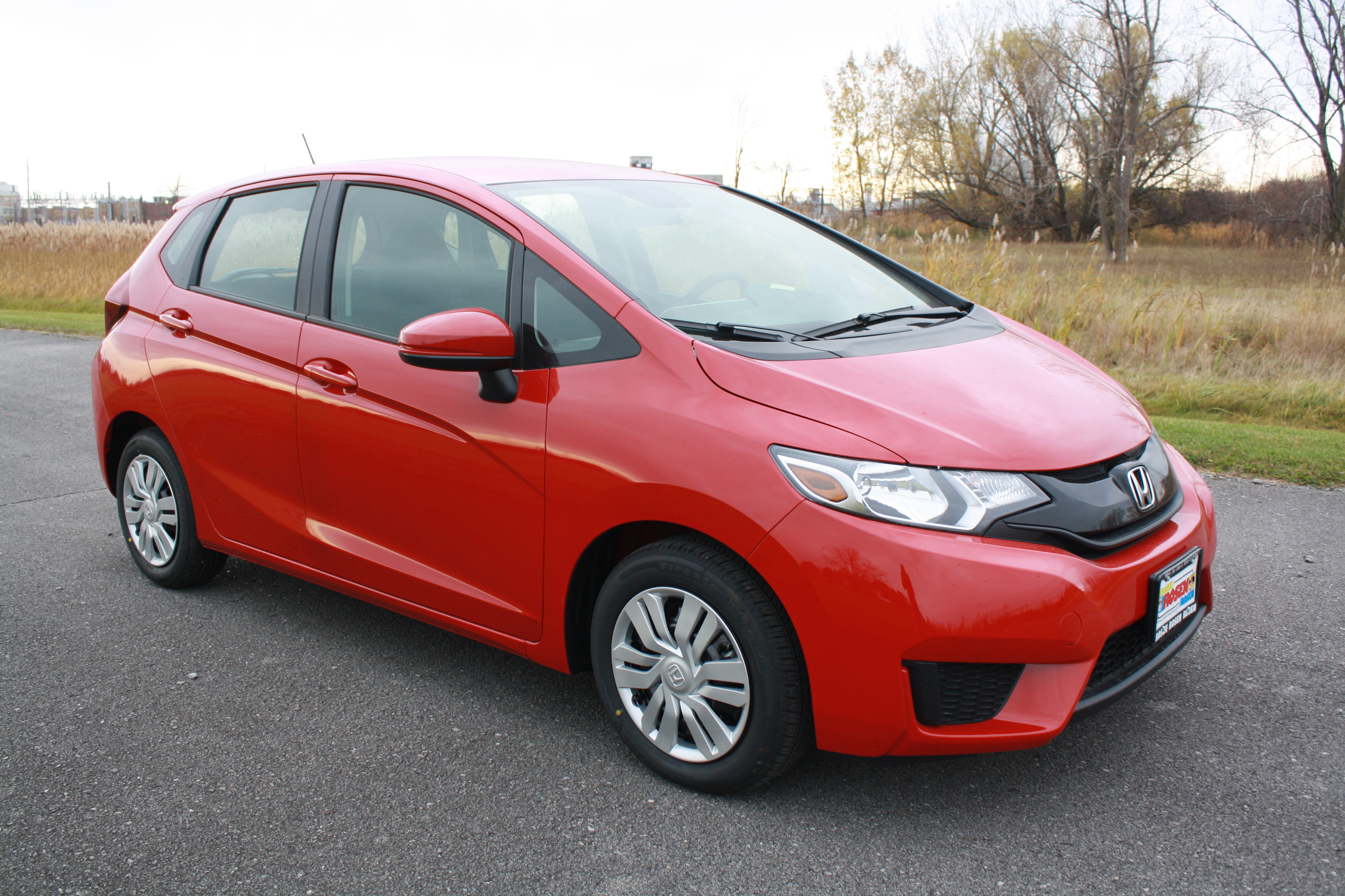 2015 HONDA FIT crash-test photo