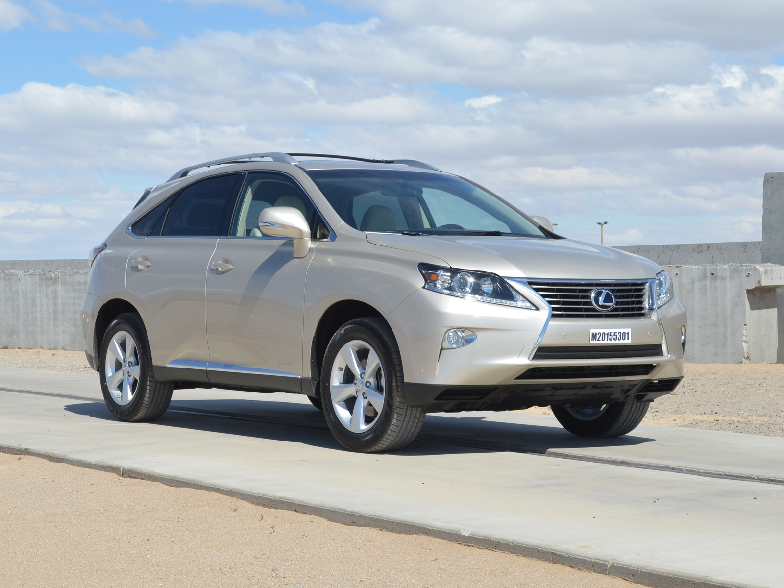 2015 LEXUS RX 350 crash-test photo