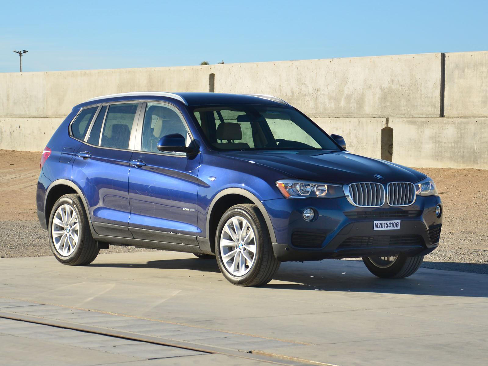 2015 BMW X3 crash image
