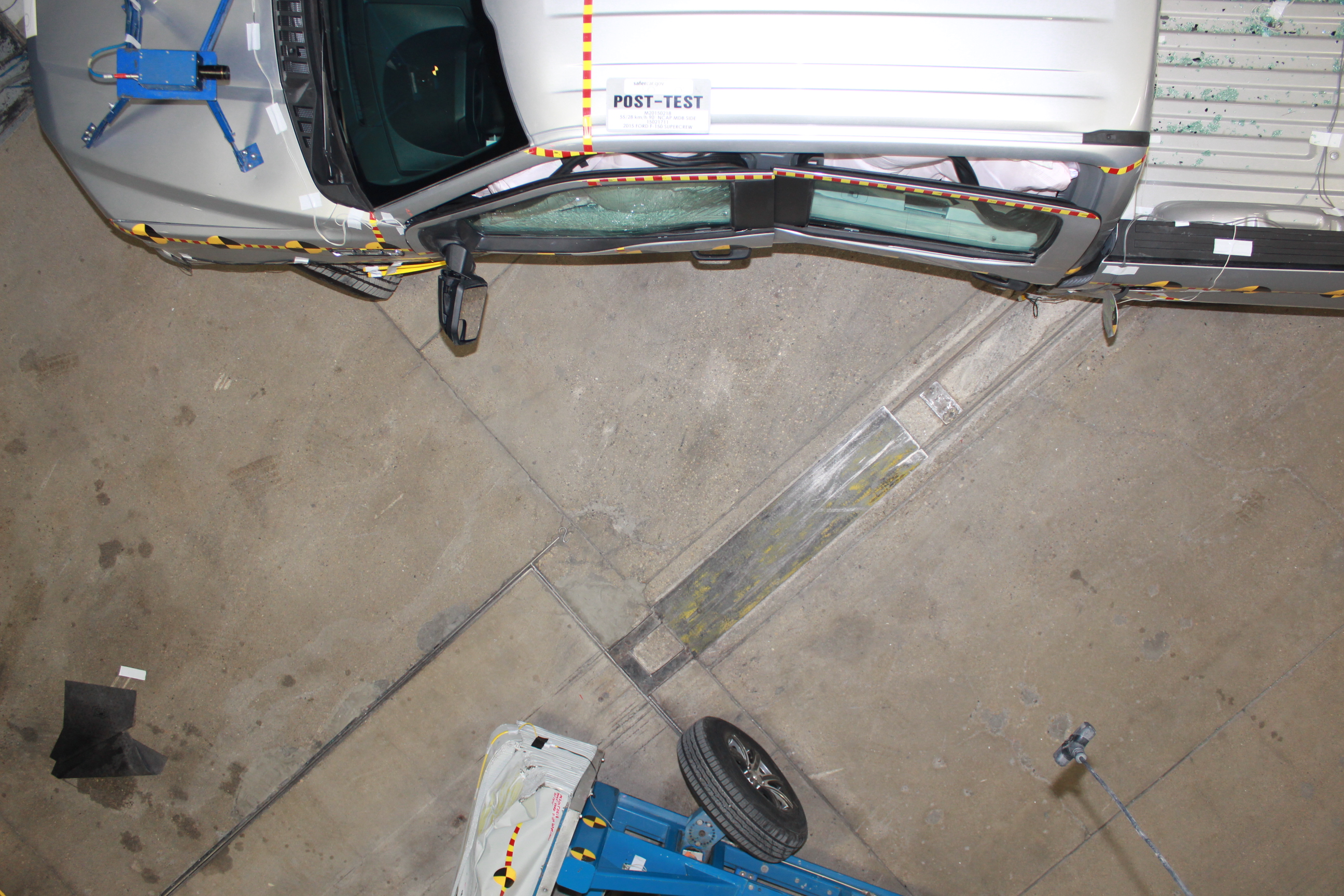 2015 FORD F150 SUPERCREW crash image 16