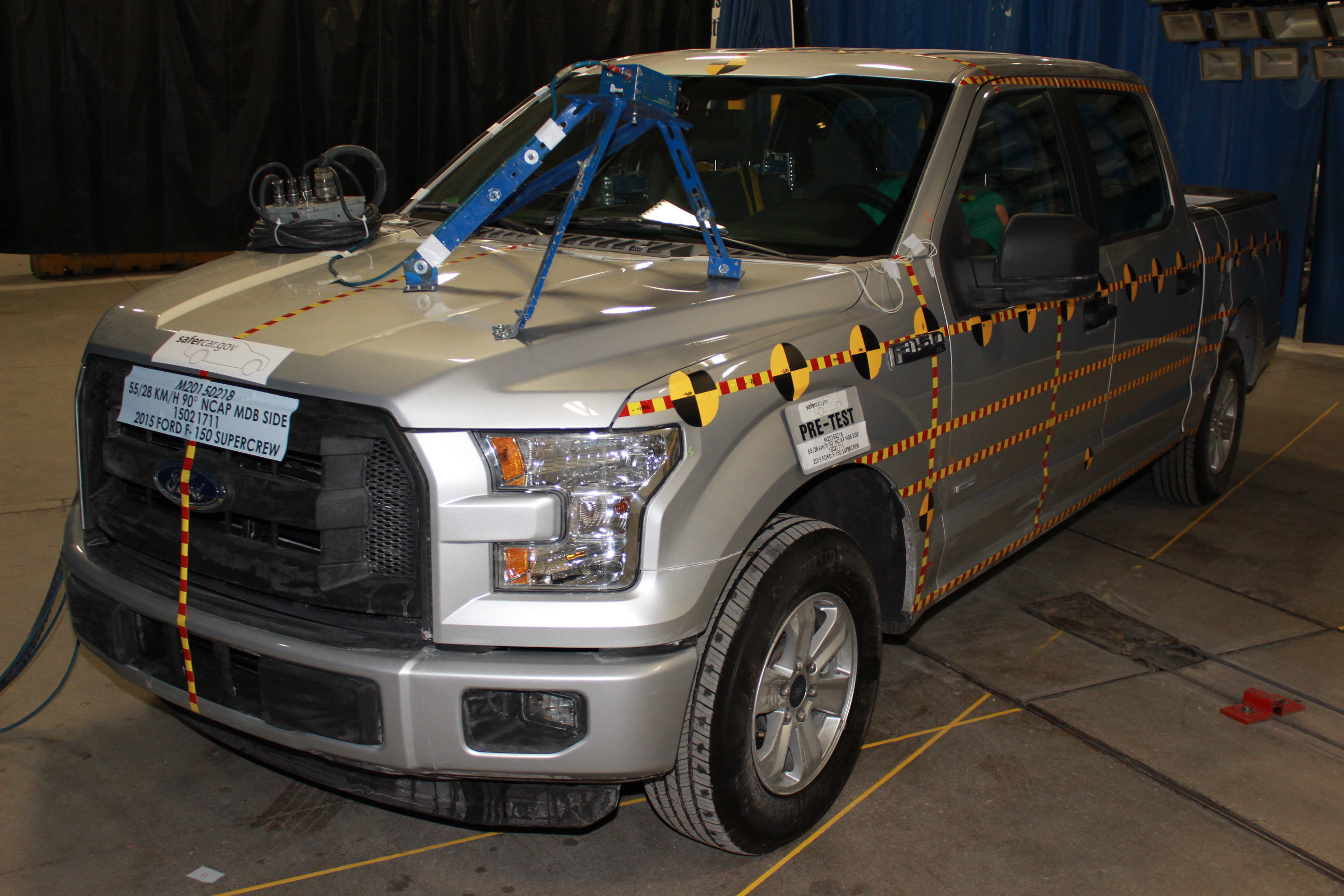 2015 FORD F150 SUPERCREW crash image 5