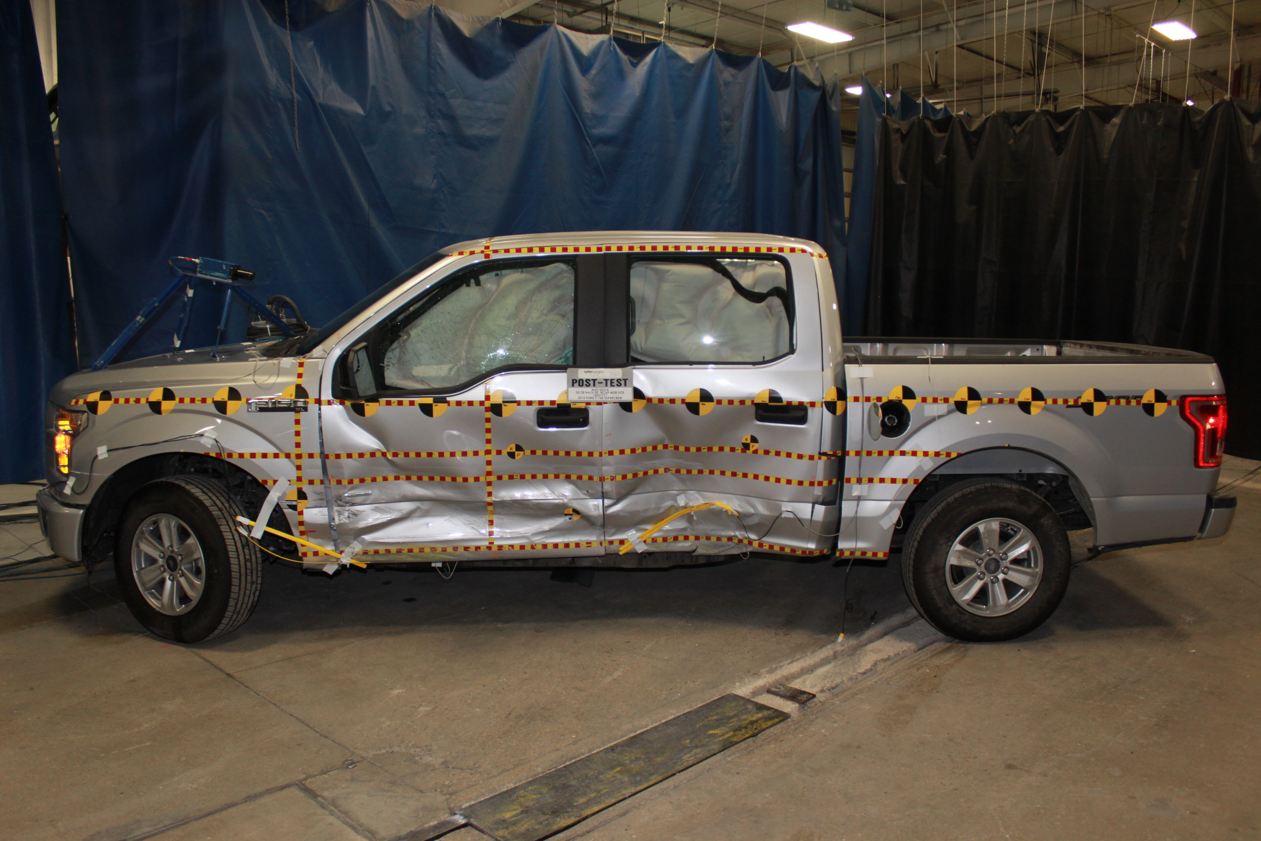 2015 FORD F150 SUPERCREW crash image 8