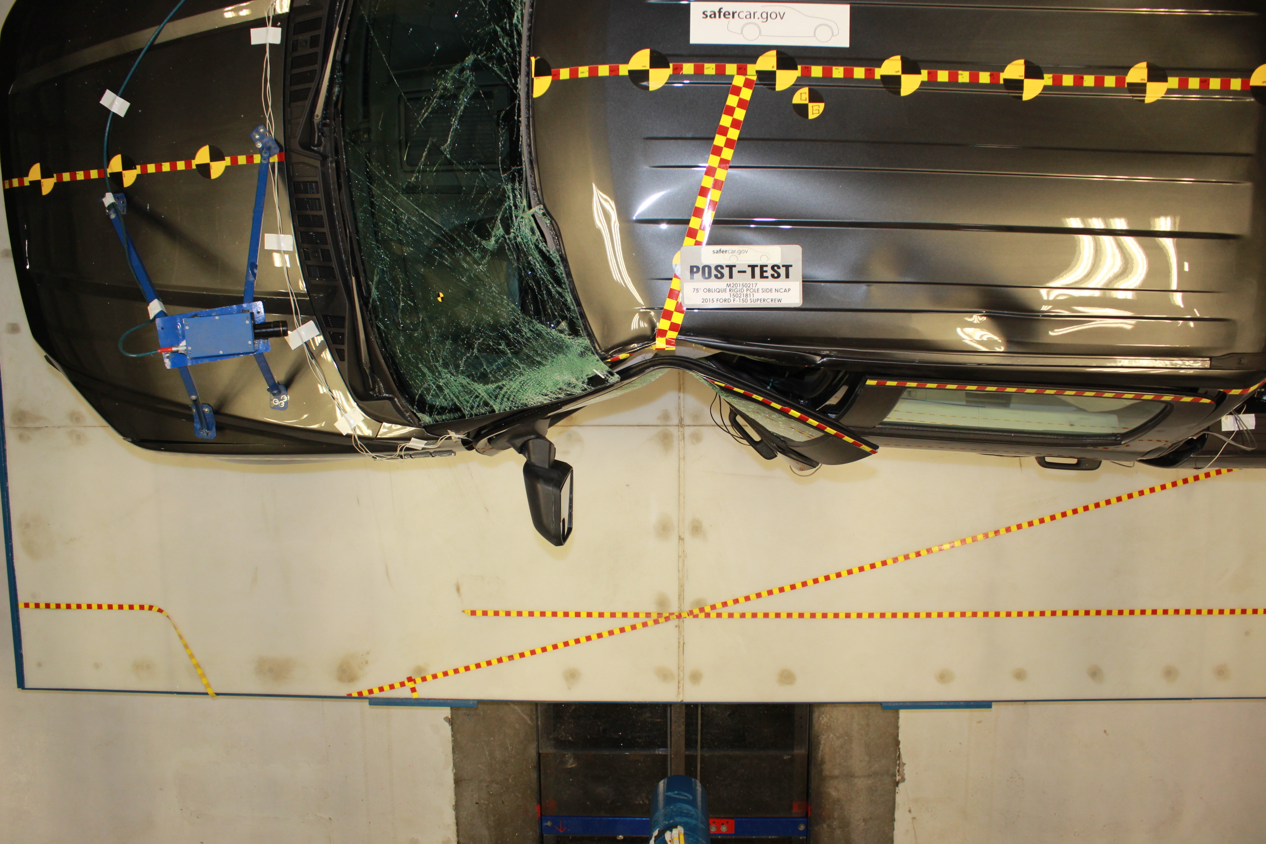 2015 FORD F150 SUPERCREW crash image 16