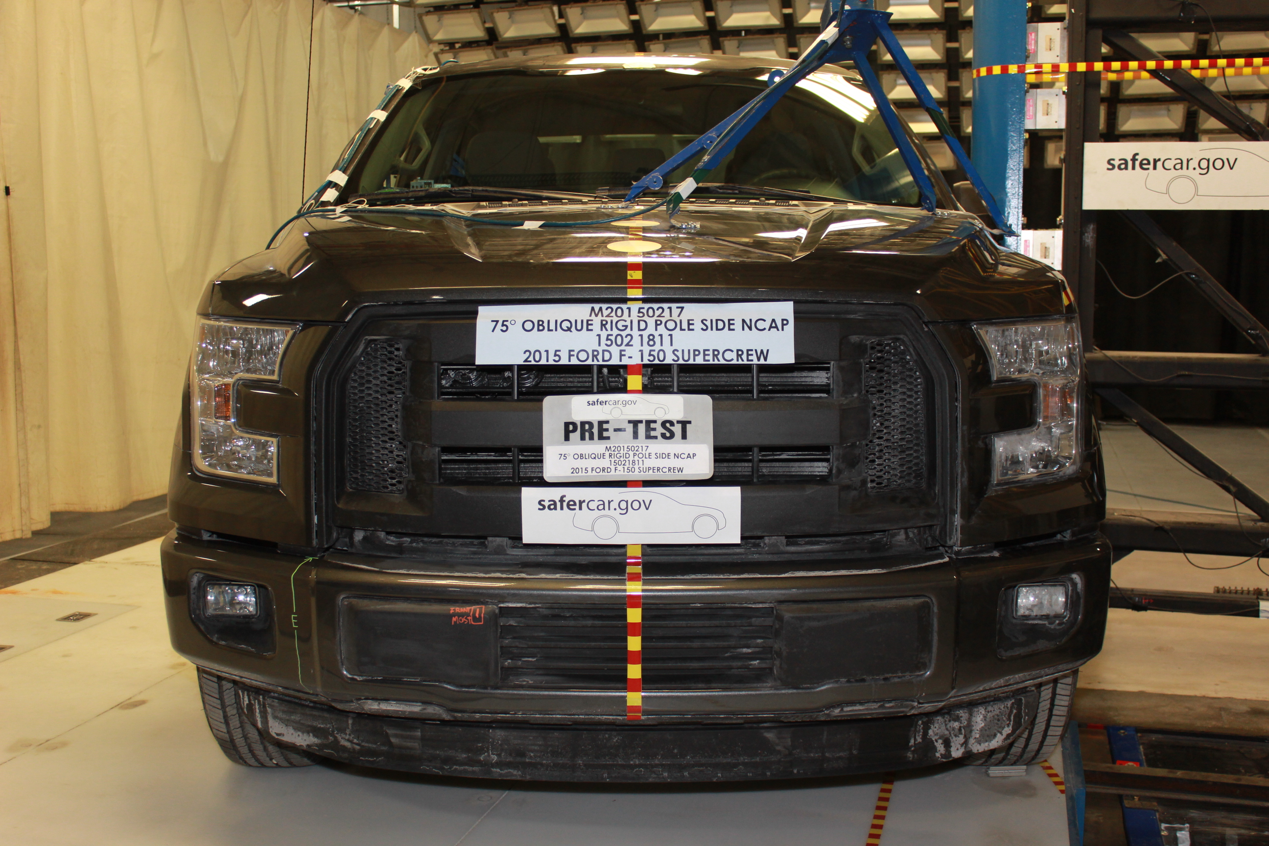 2015 FORD F150 SUPERCREW crash image 3