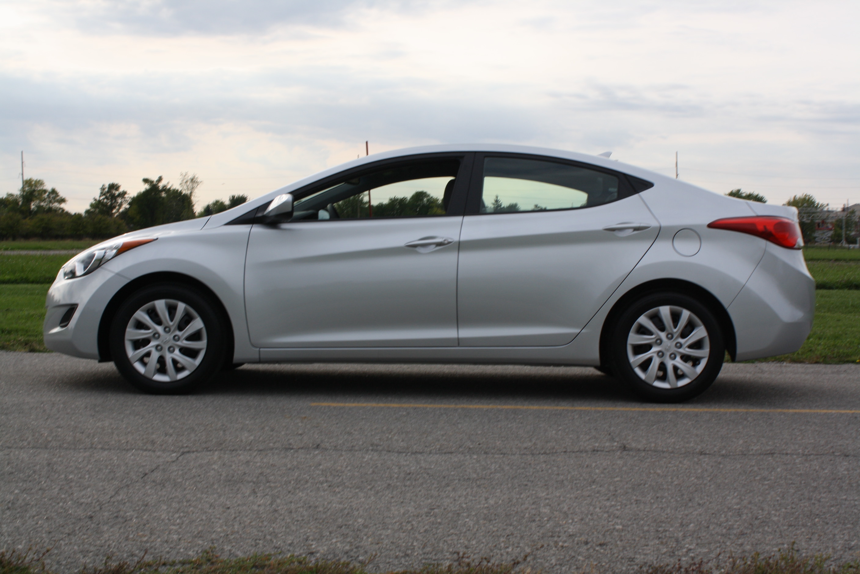 2013 HYUNDAI ELANTRA crash image 9