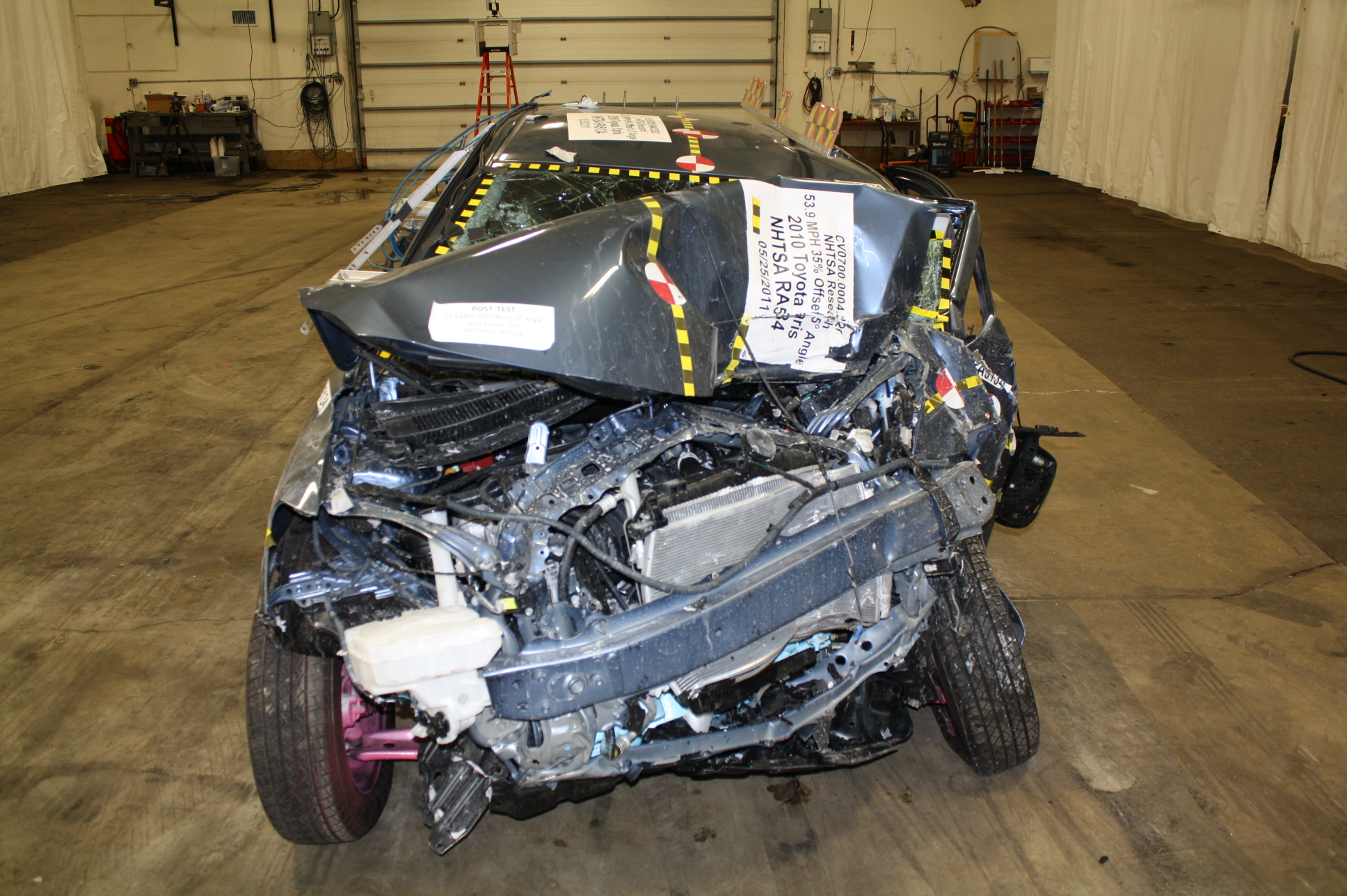 2010 TOYOTA YARIS crash image 6
