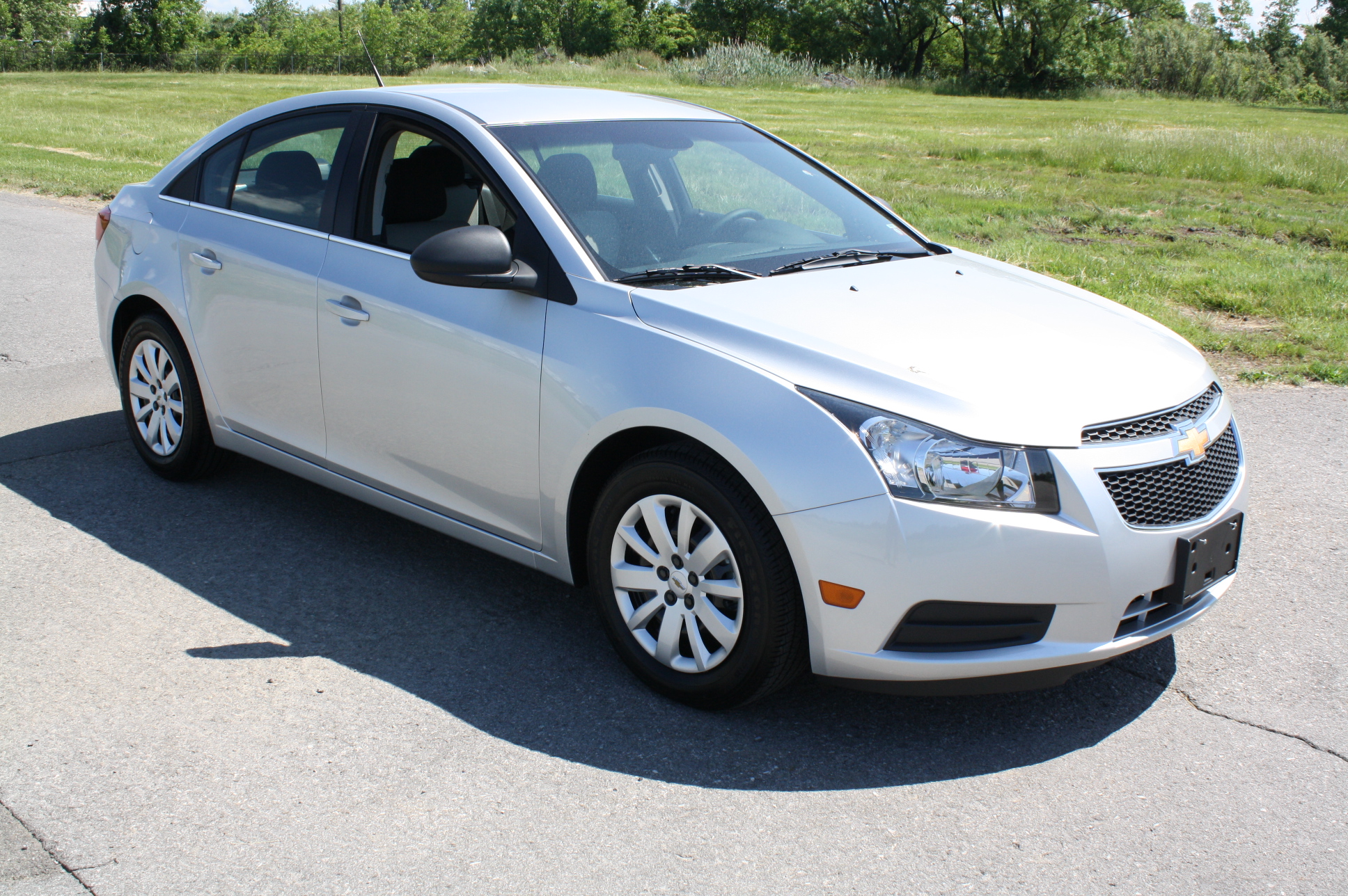 2011 CHEVROLET CRUZE crash image