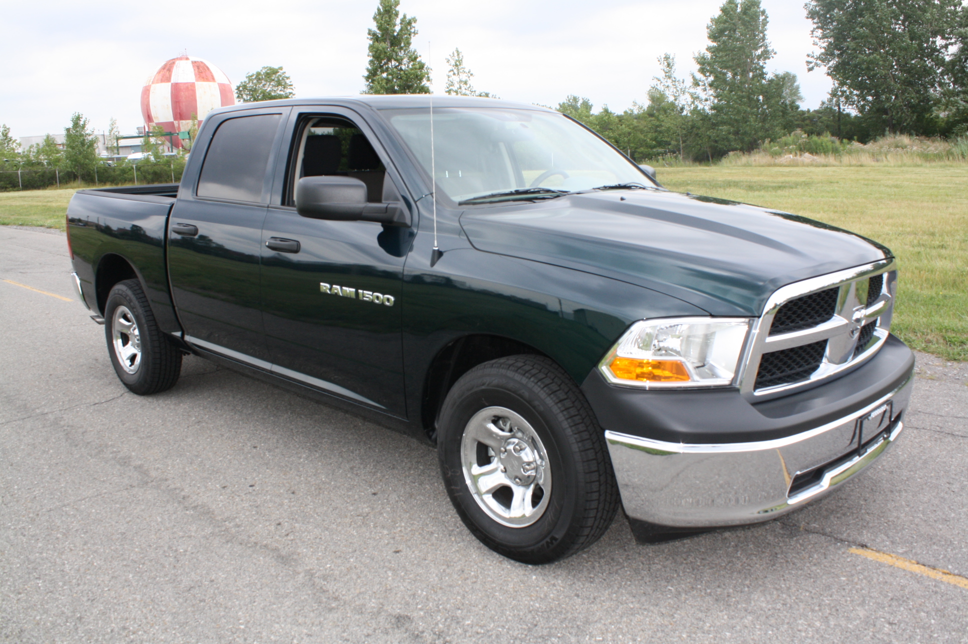 2011 DODGE RAM1500 crash-test photo