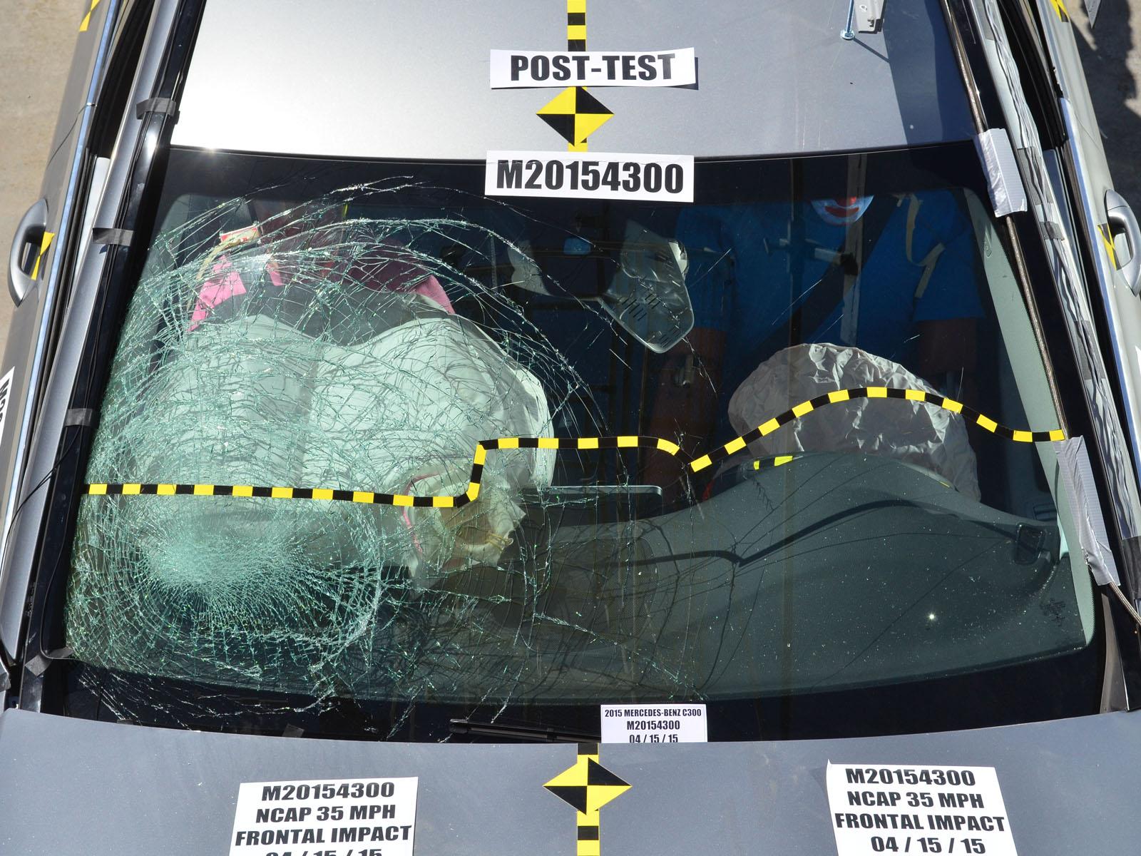 2015 MERCEDES C300 crash image 18