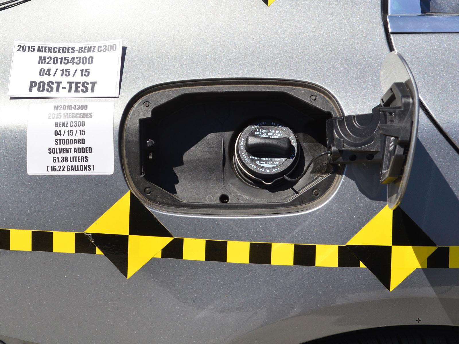 2015 MERCEDES C300 crash image 22
