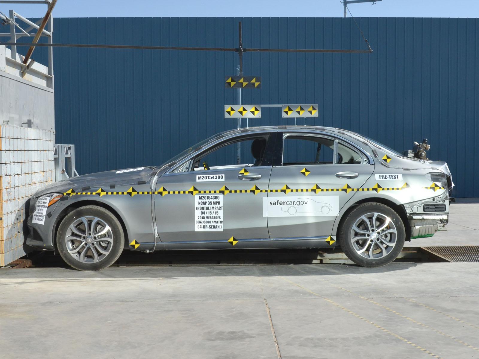 2015 MERCEDES C300 crash image 9
