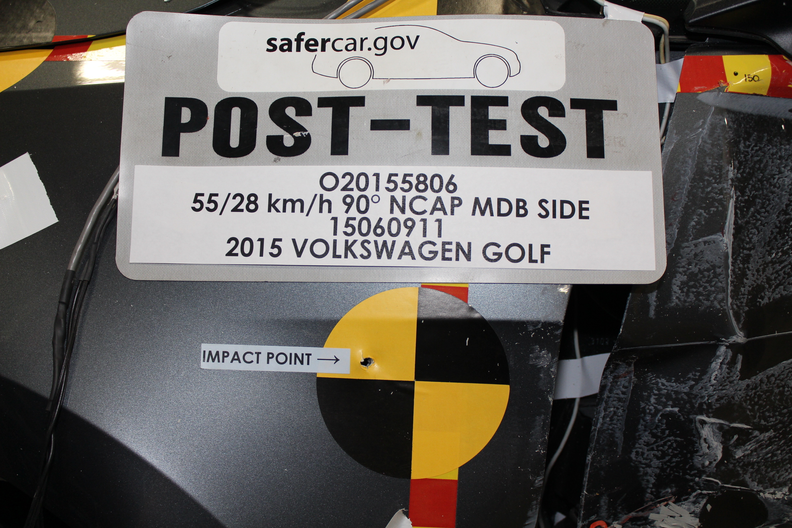 2015 VOLKSWAGEN GOLF crash image 21