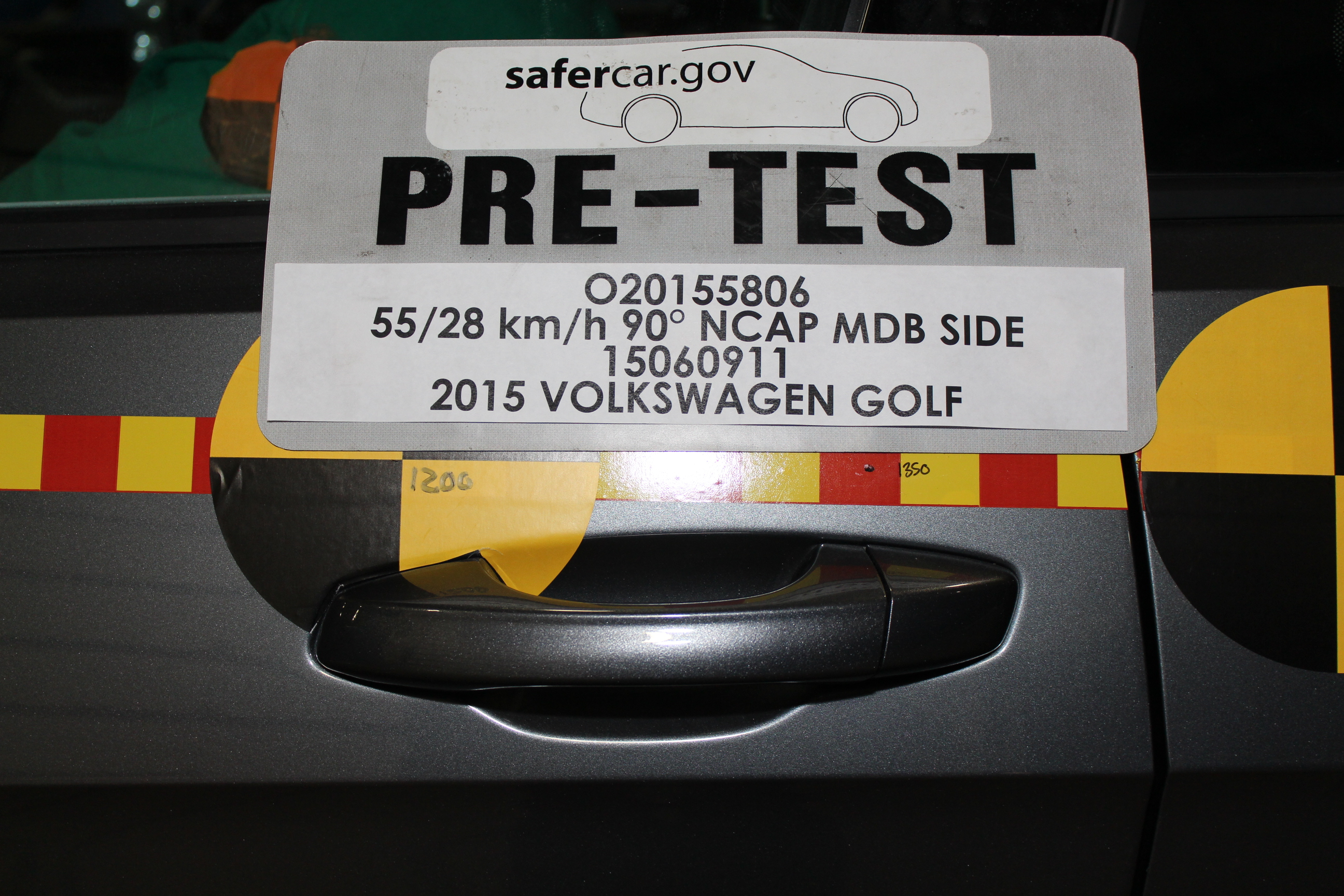 2015 VOLKSWAGEN GOLF crash image 22