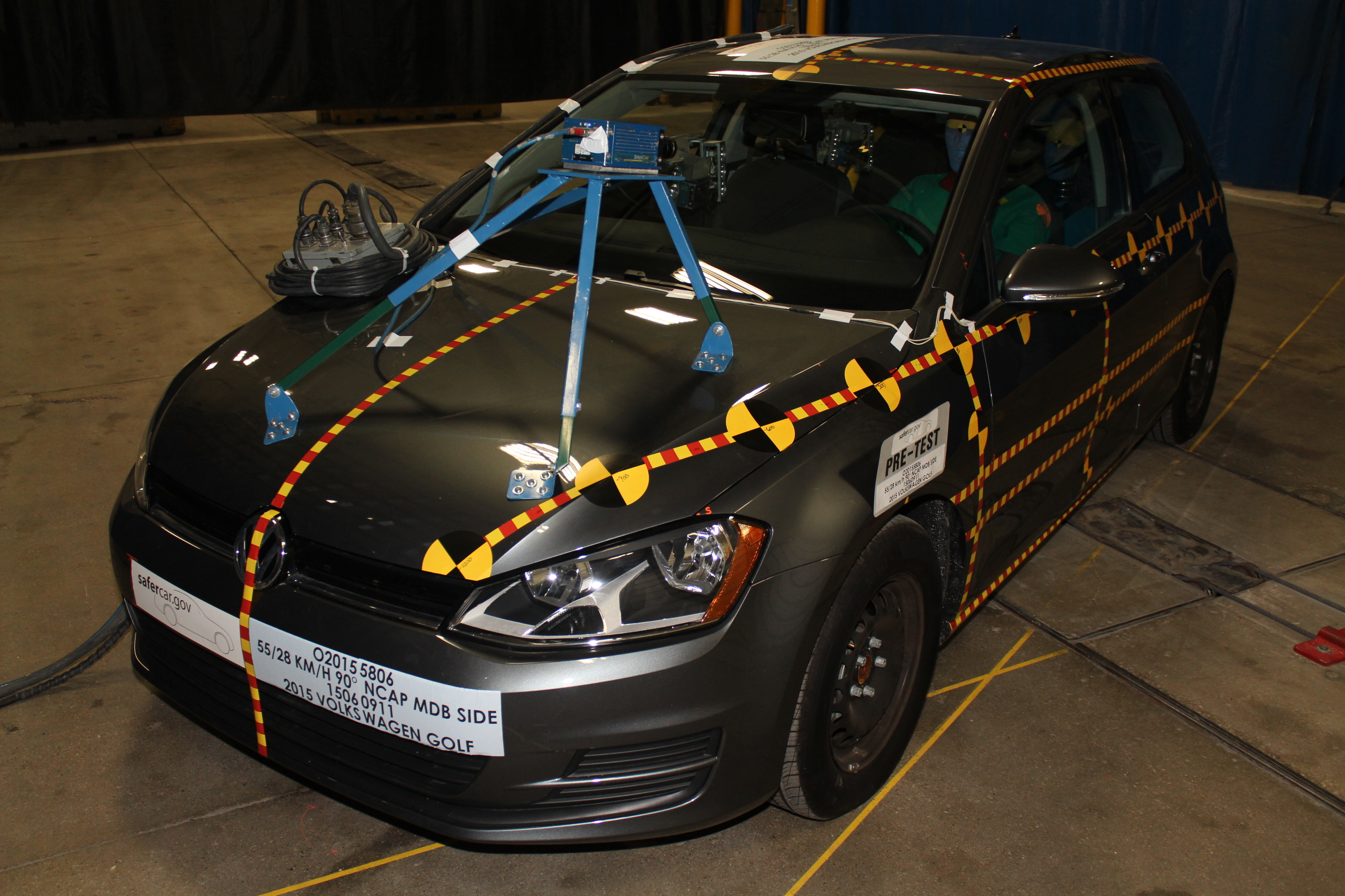 2015 VOLKSWAGEN GOLF crash image 6