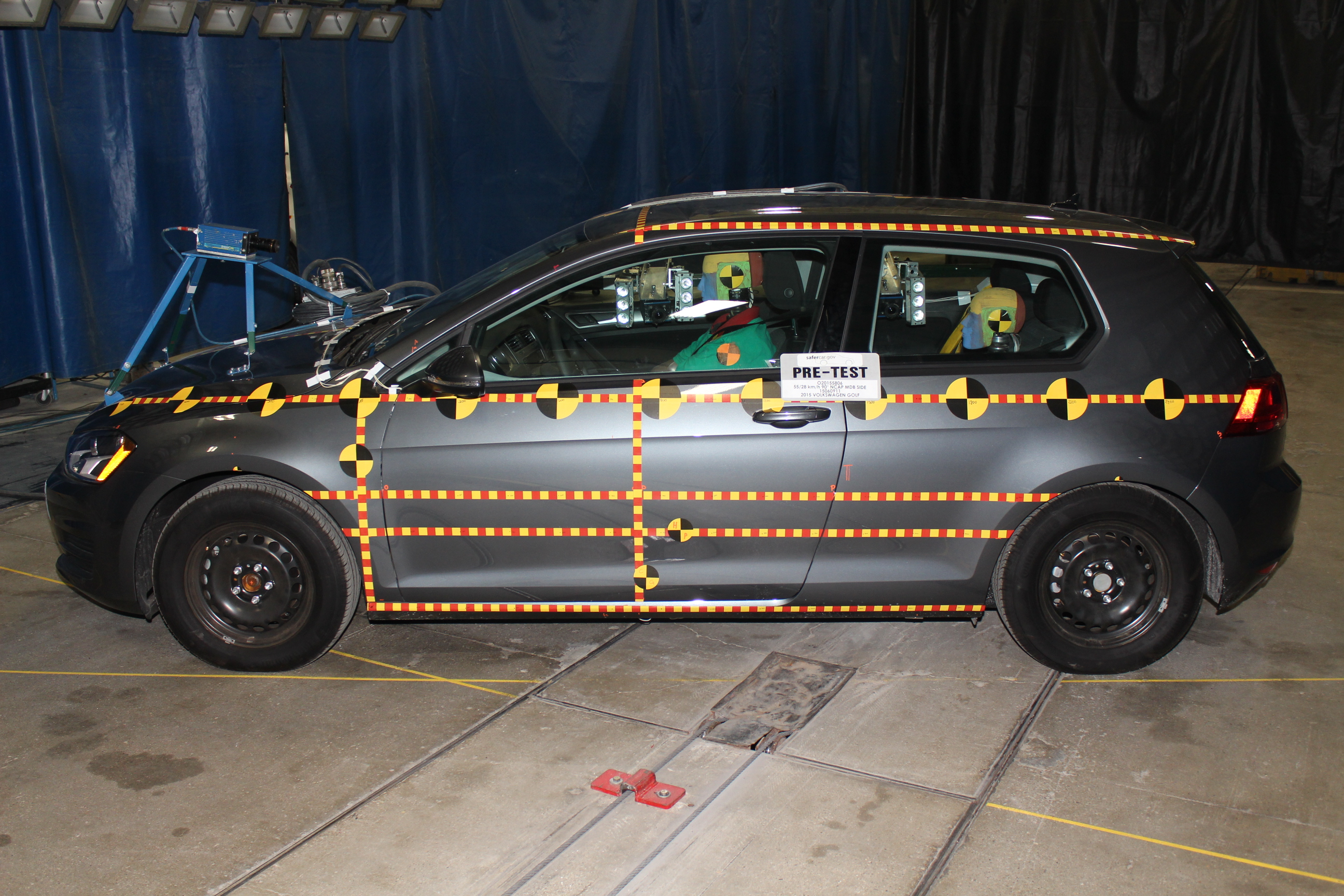 2015 VOLKSWAGEN GOLF crash image 8