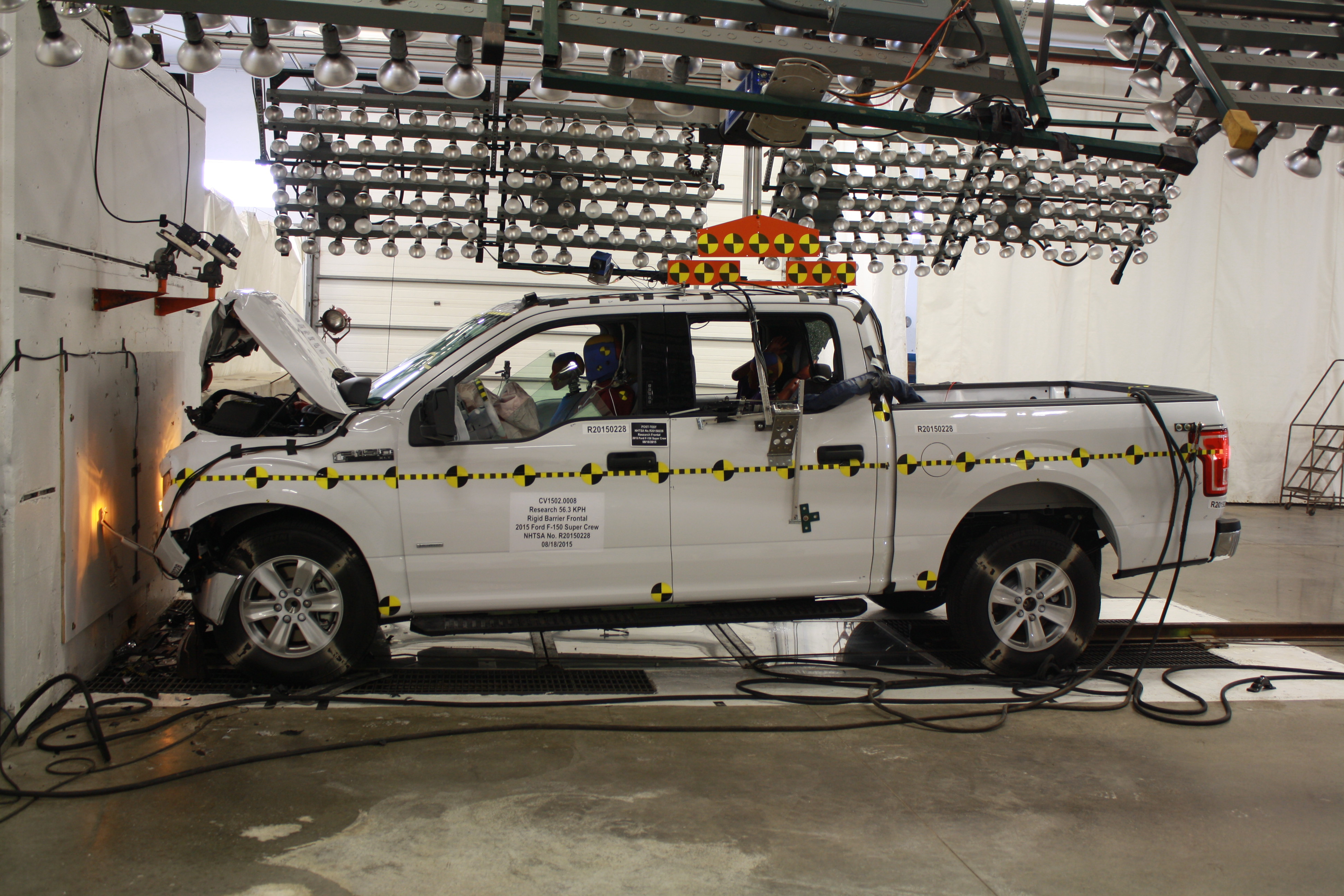 2015 FORD F150 SUPERCREW crash image 11