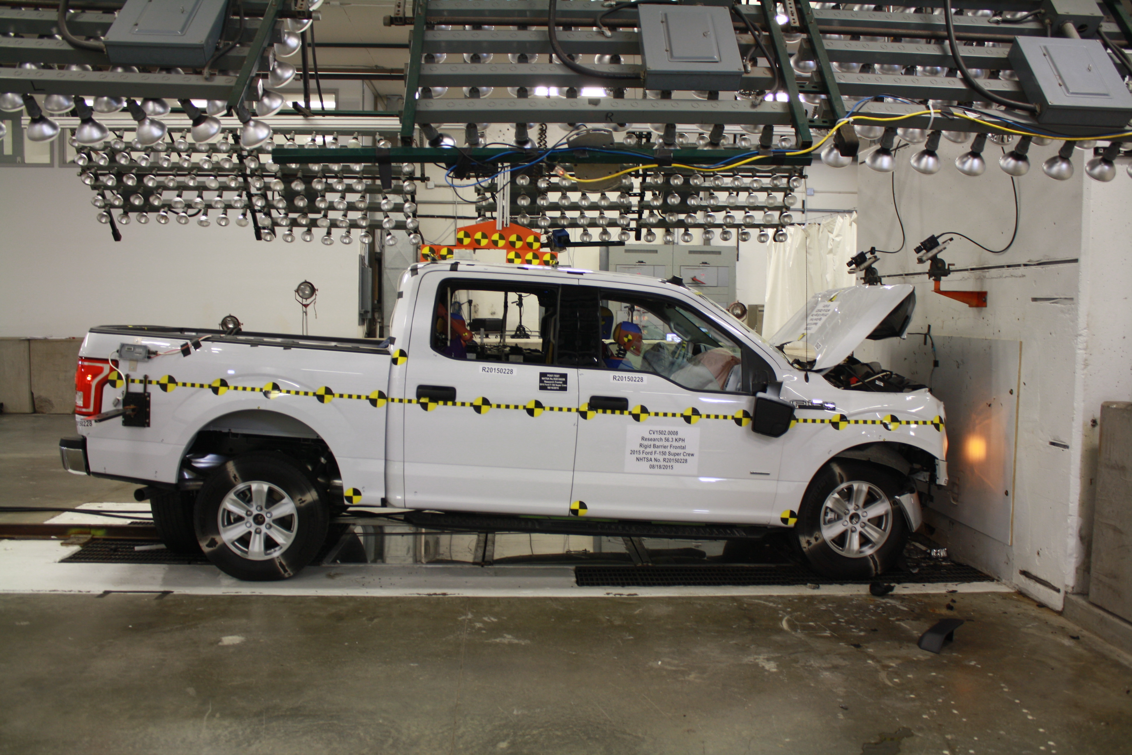 2015 FORD F150 SUPERCREW crash image 12