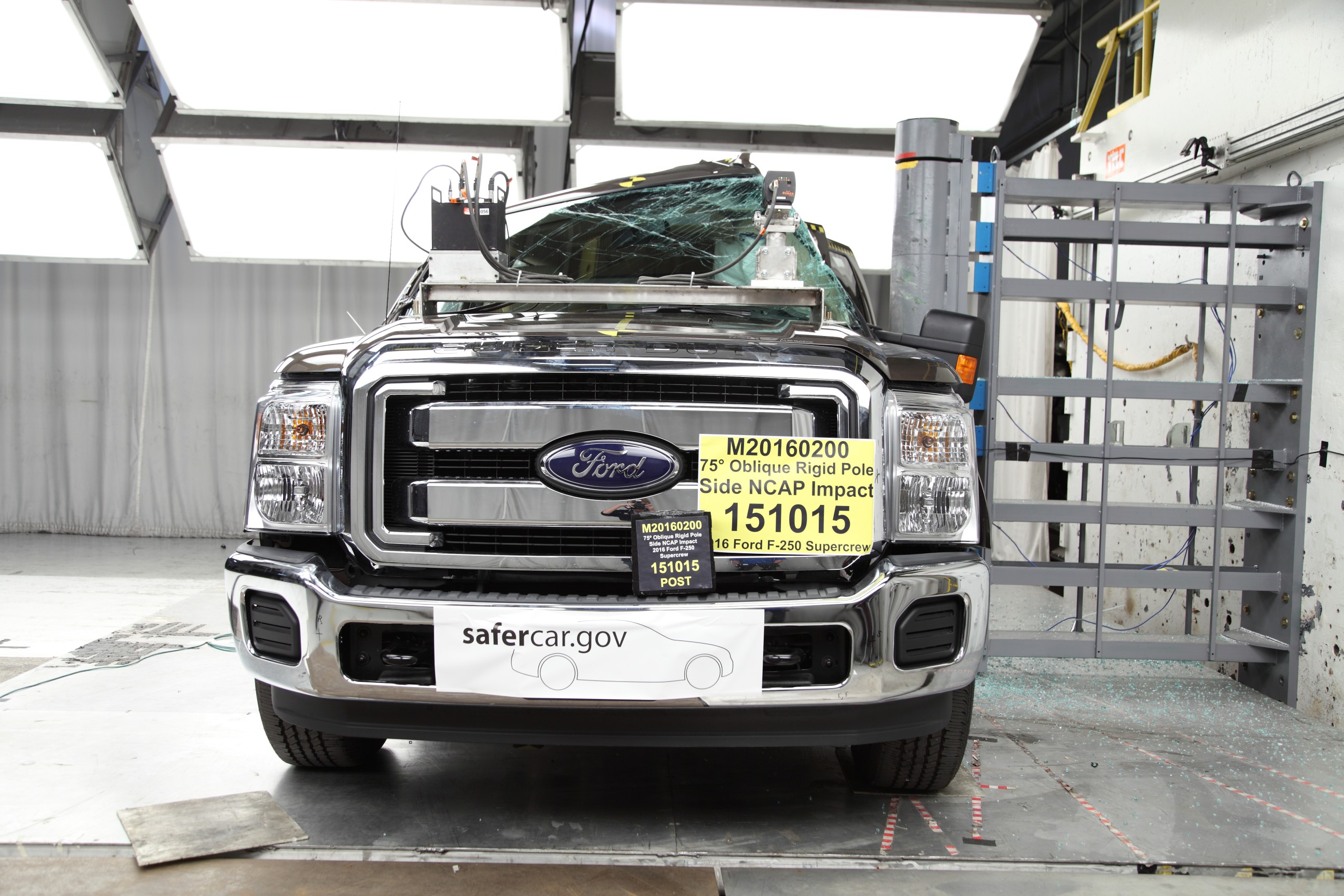 2016 FORD F250 PICKUP crash image 4