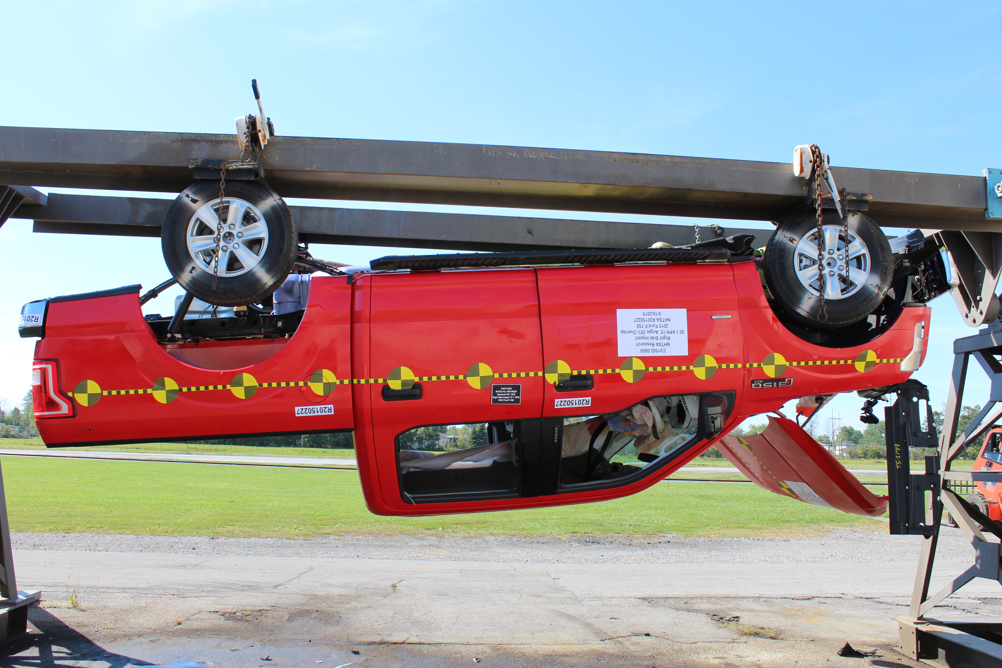 2015 FORD F150 SUPERCREW crash image 3