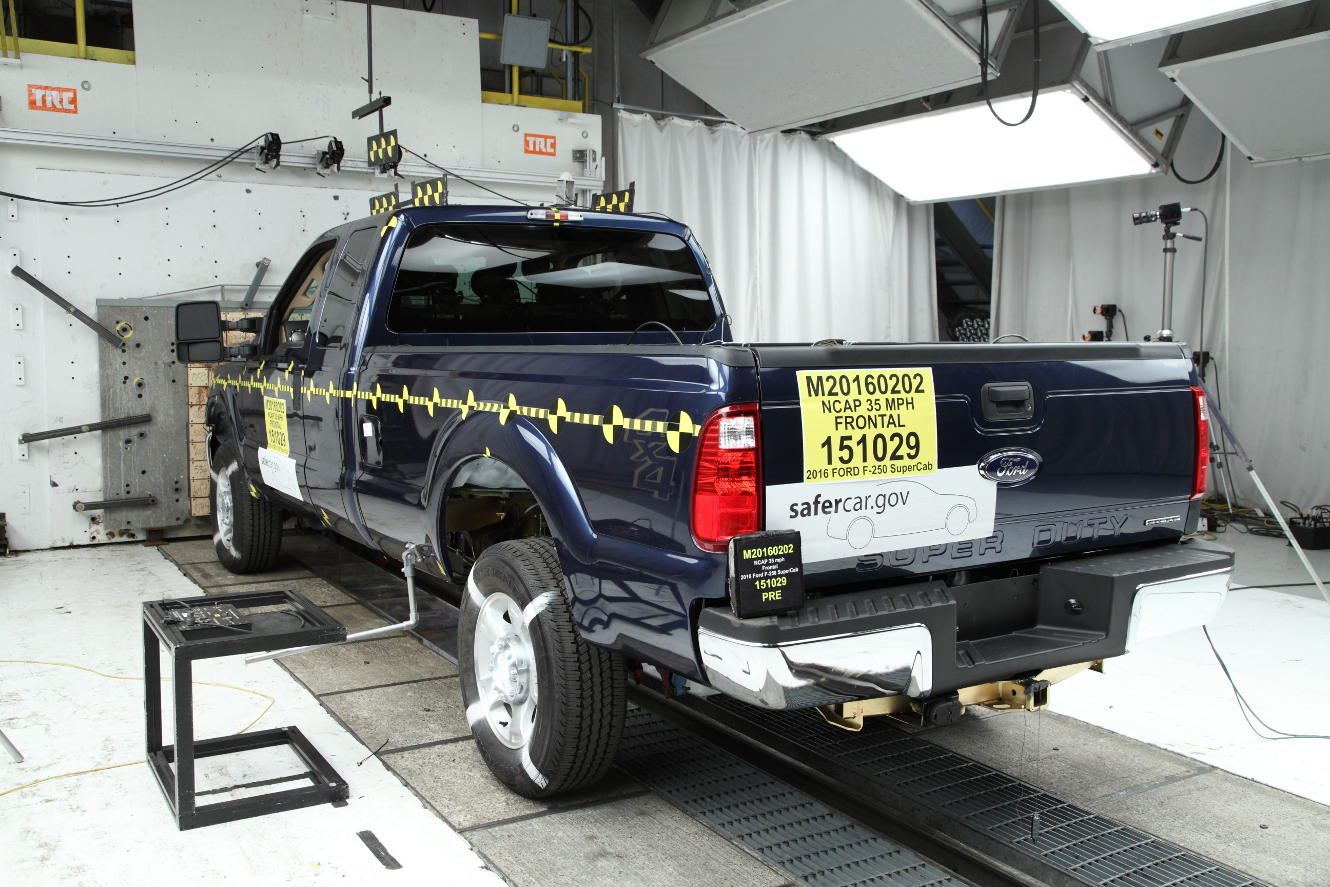 2016 FORD F250 PICKUP crash image 15