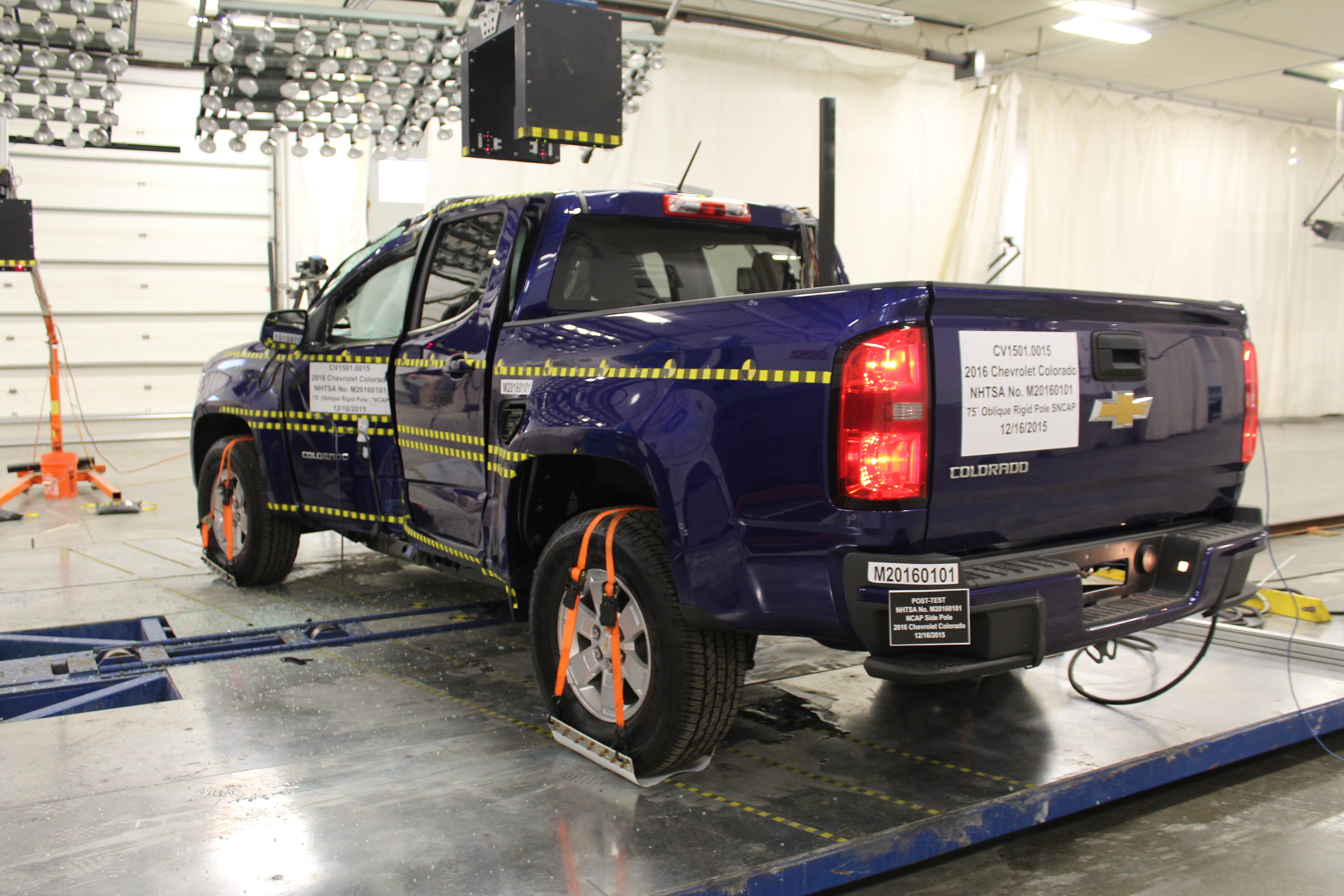 2016 CHEVROLET COLORADO crash image 10