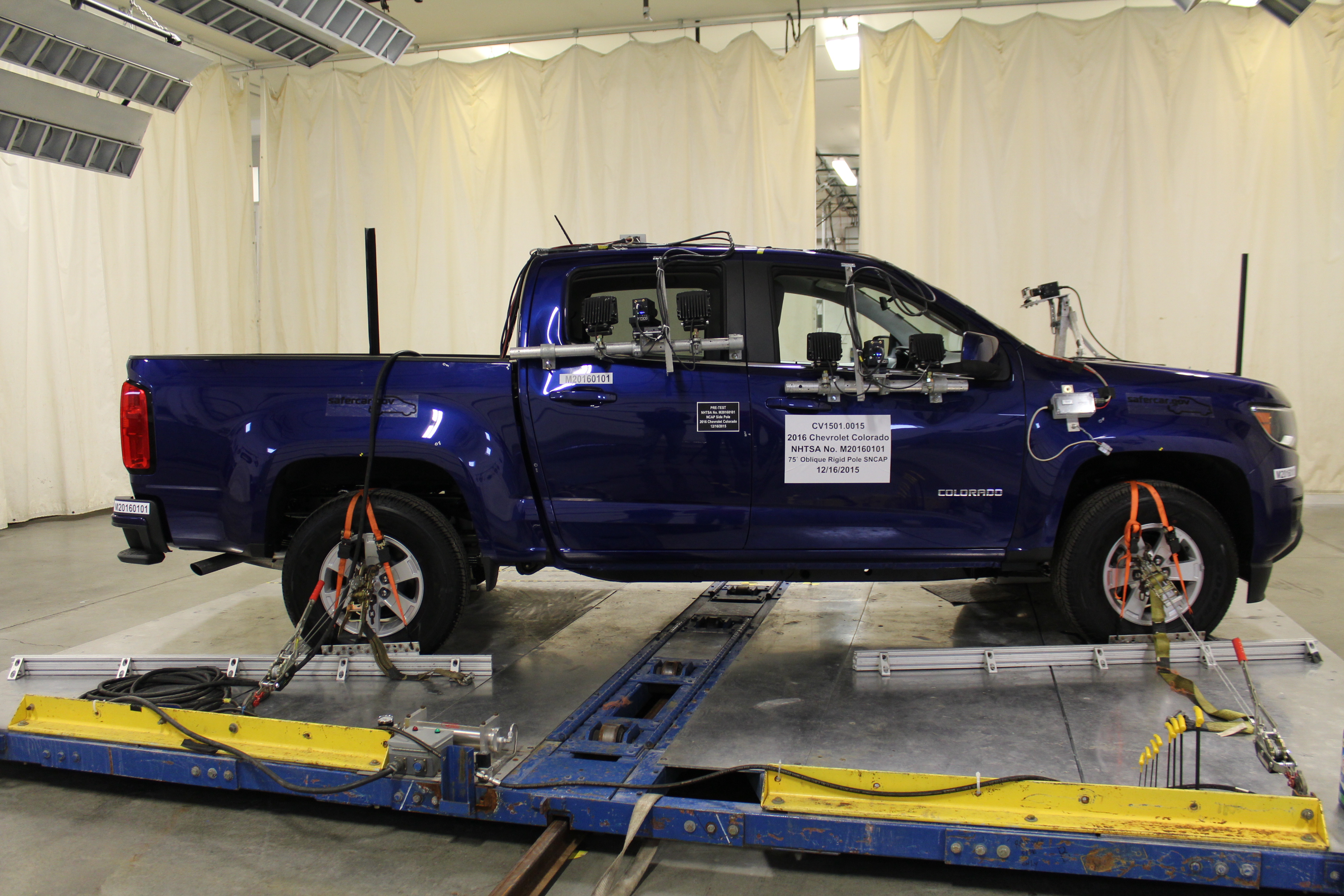 2016 CHEVROLET COLORADO crash image 13