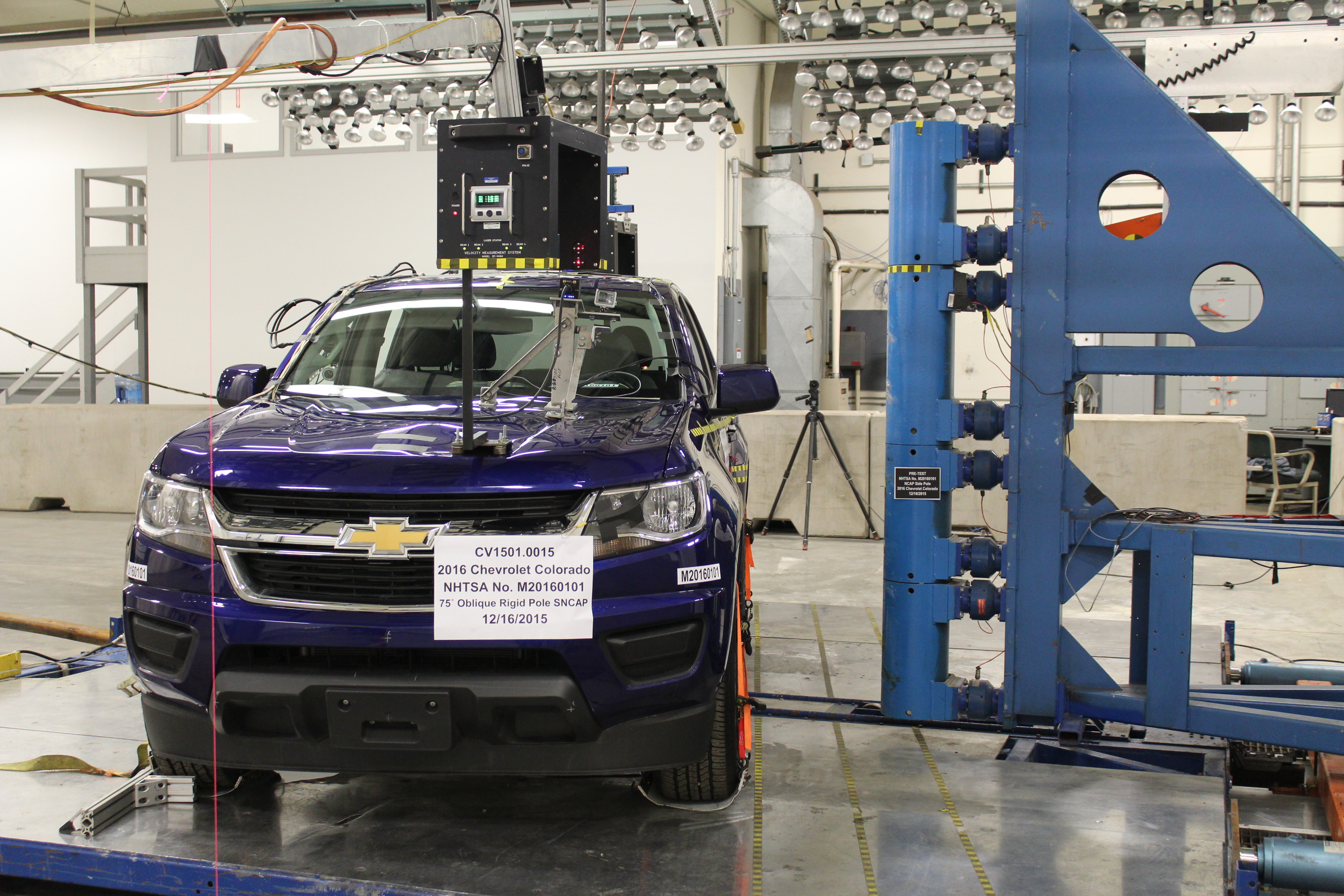 2016 CHEVROLET COLORADO crash image 17