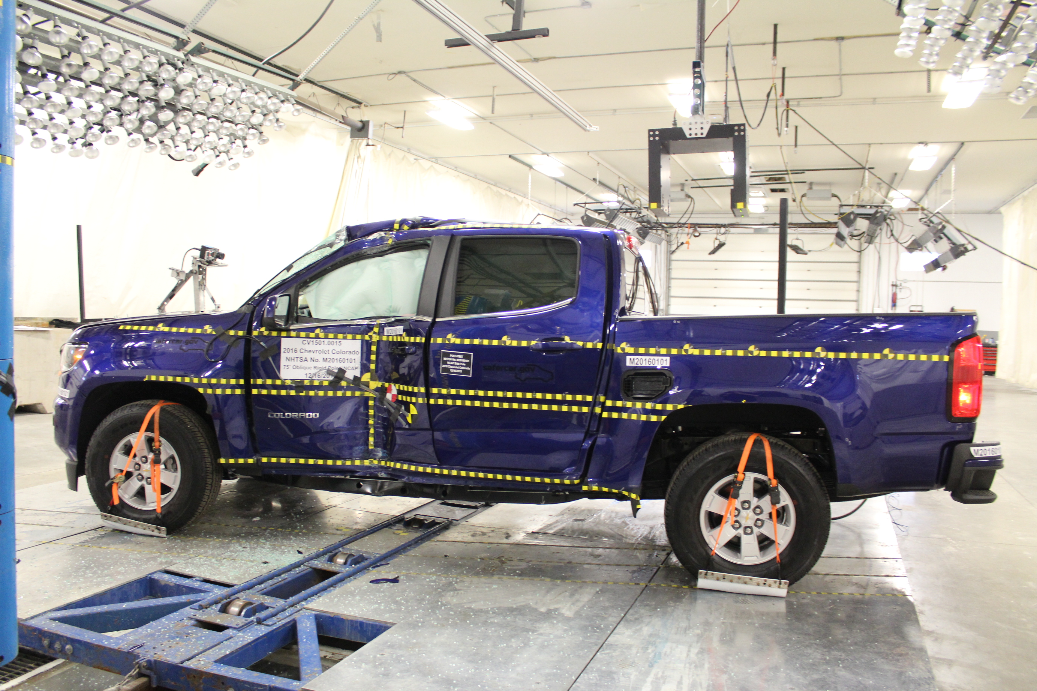 2016 CHEVROLET COLORADO crash image 8