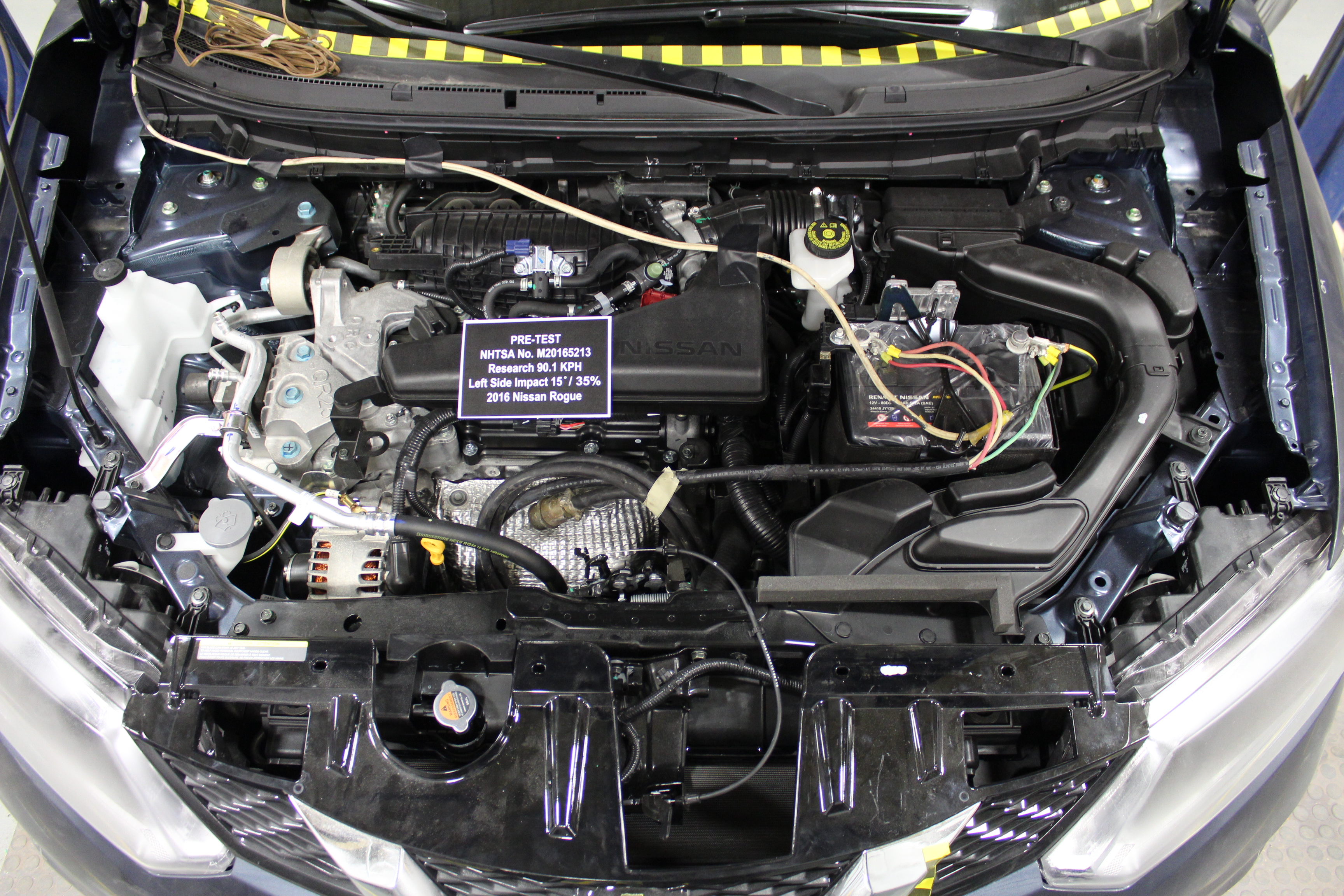 2016 NISSAN ROGUE crash-test photo