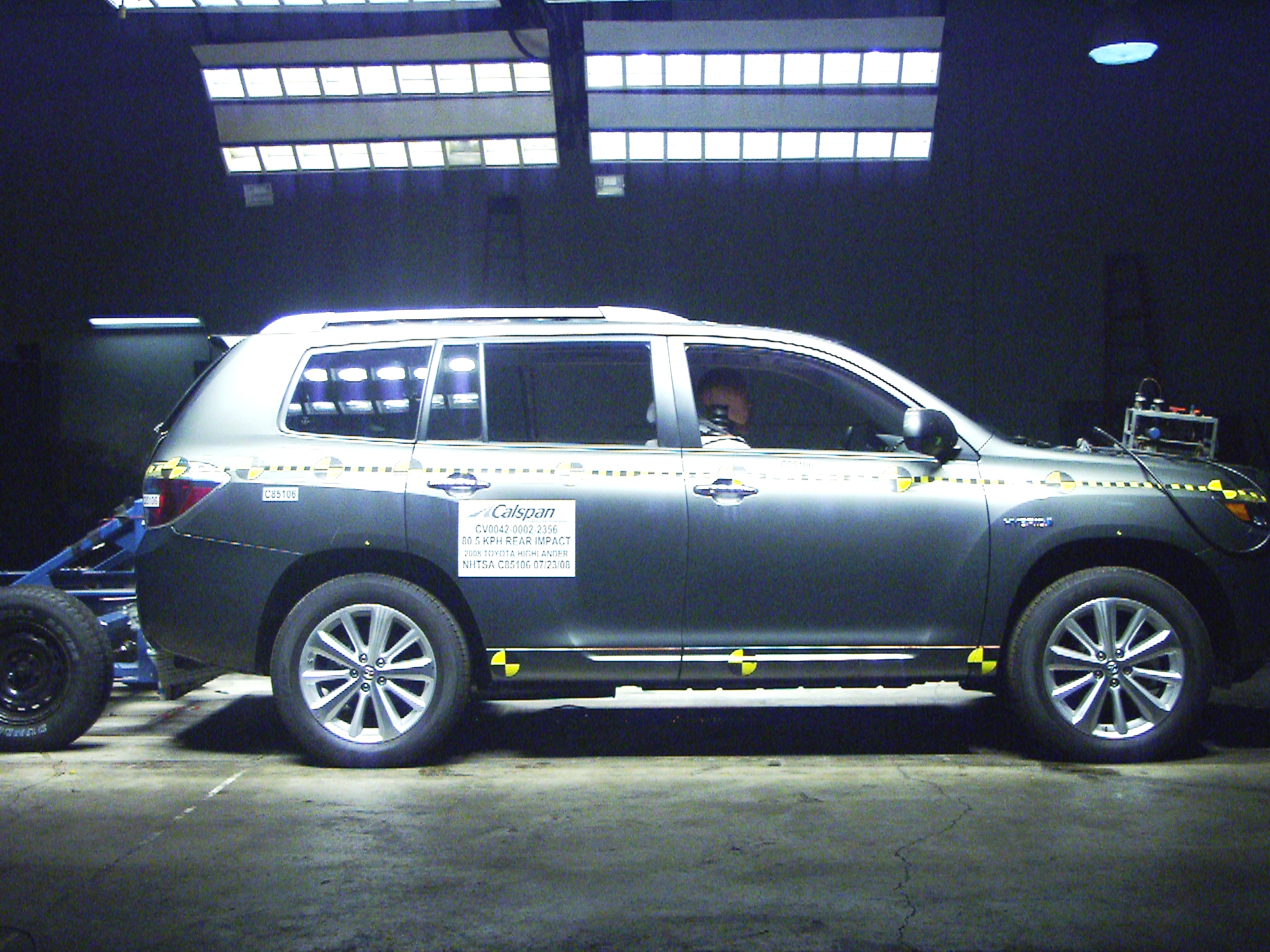 2008 TOYOTA HIGHLANDER crash-test photo