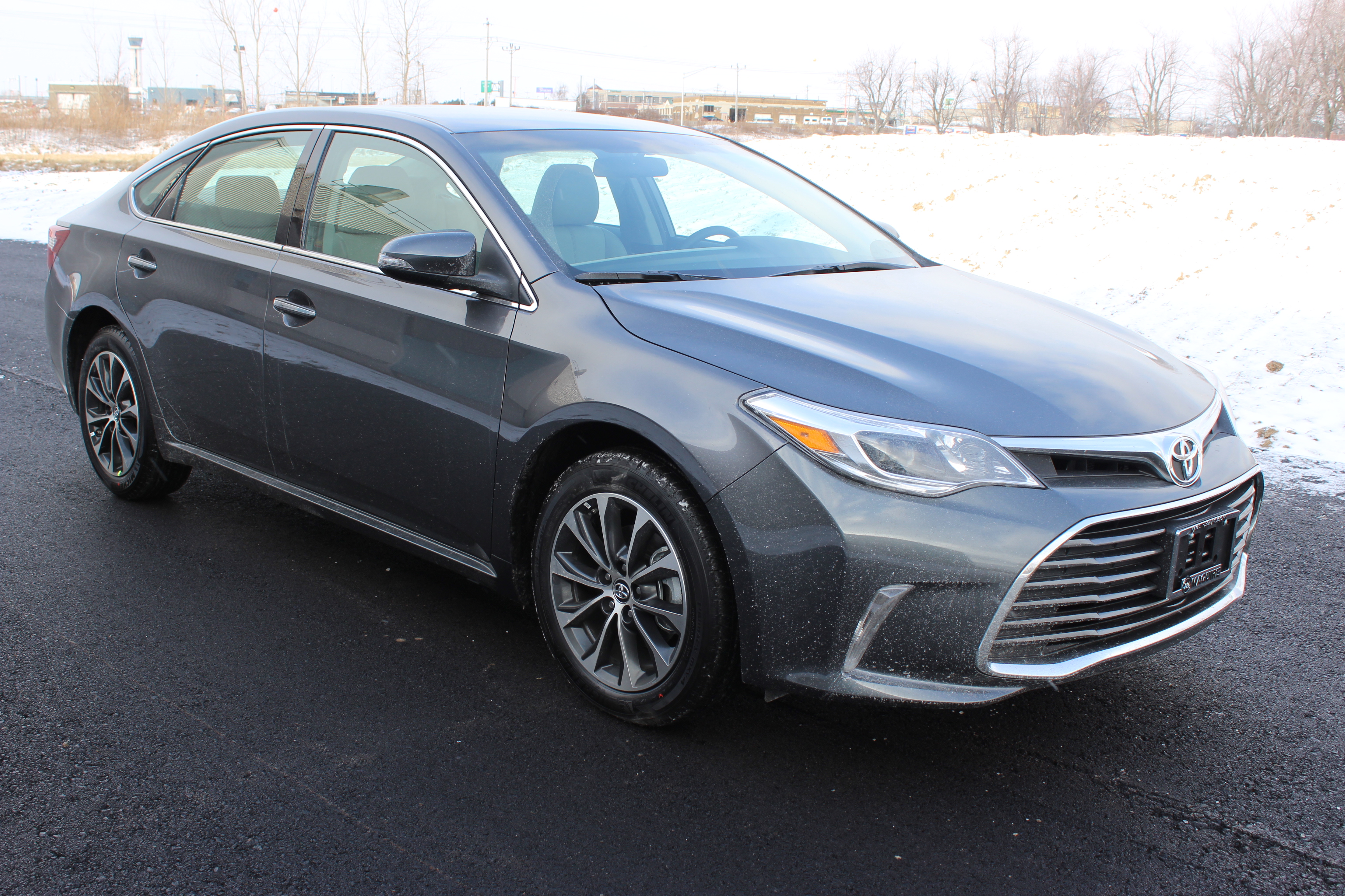 2016 TOYOTA AVALON crash-test photo